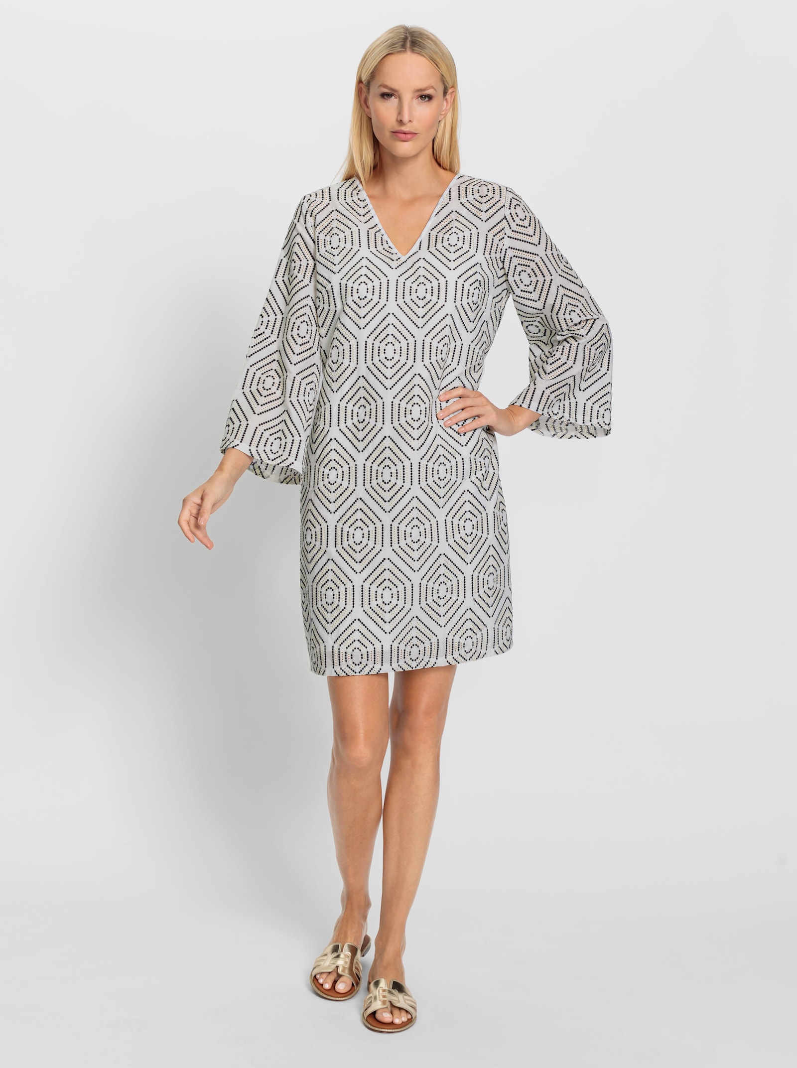 heine Baumwollkleid mit Lochstickerei - ecru-schwarz-gemustert