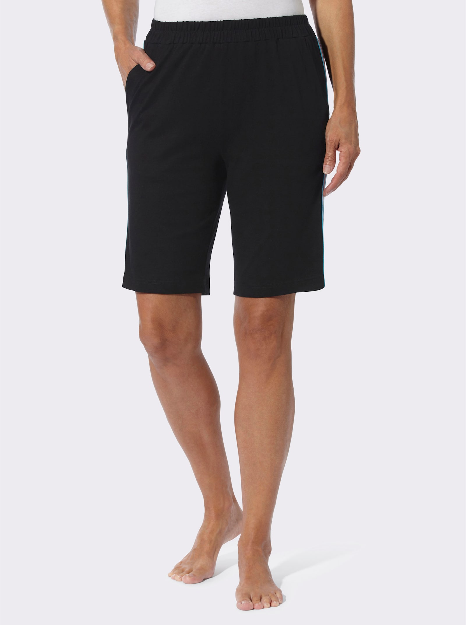 Bermudas mit aufgesetztem Zierband - schwarz