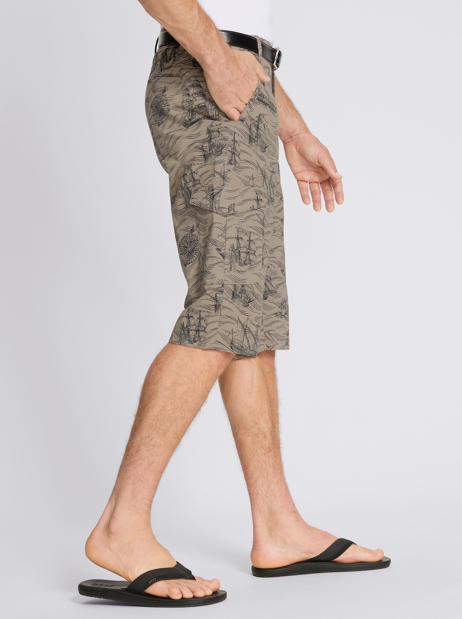 Bermudas mit Piratenschiff-Print, Twill - schlamm-bedruckt