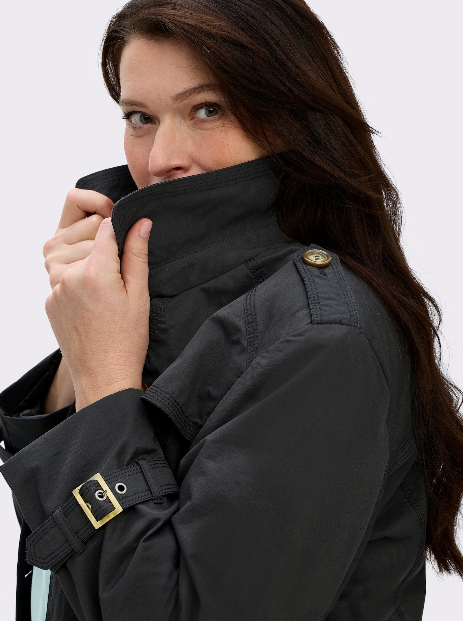 Kurzmantel in Trenchcoat-Optik - schwarz