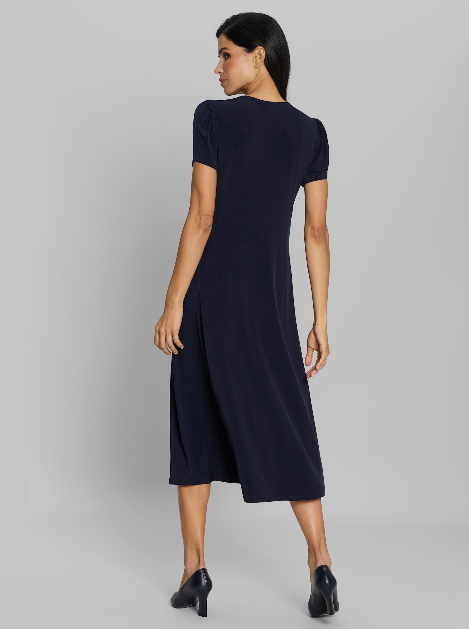 heine Stretchkleid mit abnehmbarer Brosche - marine
