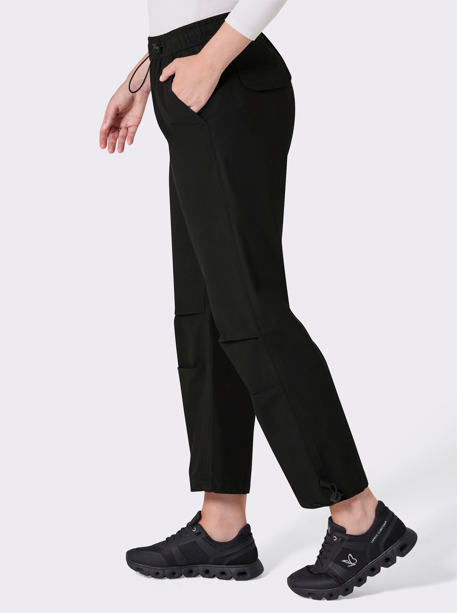 Catamaran Sports Freizeithose mit Pattentaschen hinten - schwarz