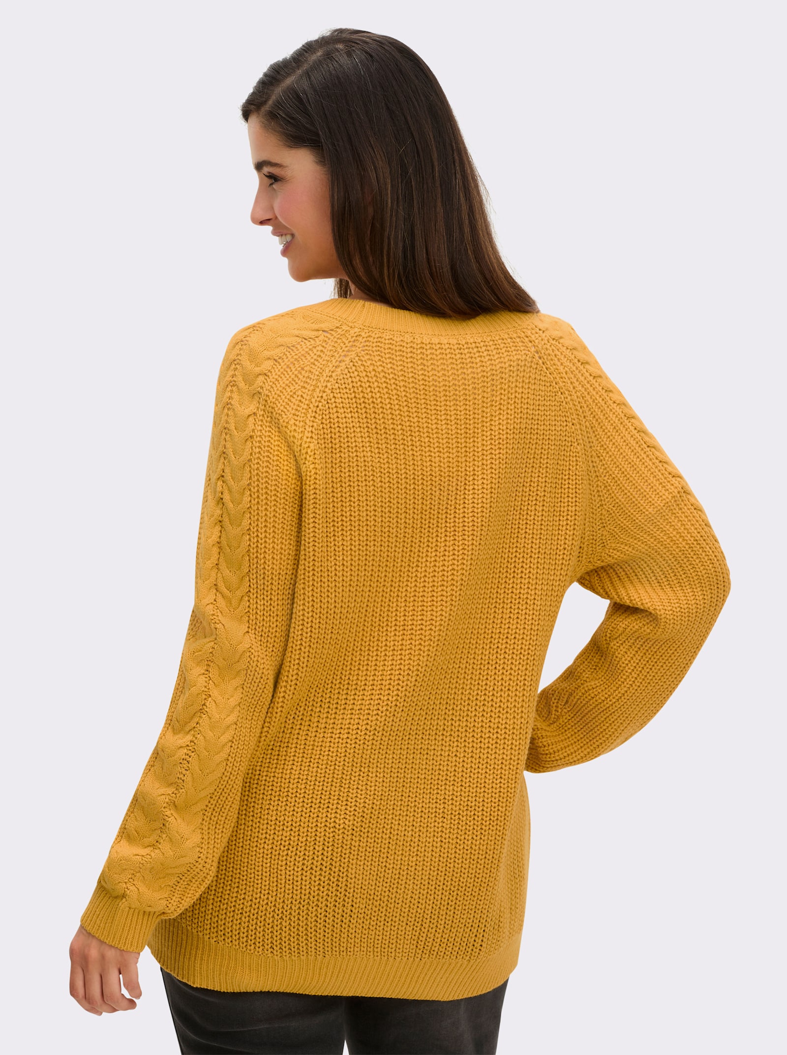 Strickjacke mit Zopfmuster - ocker