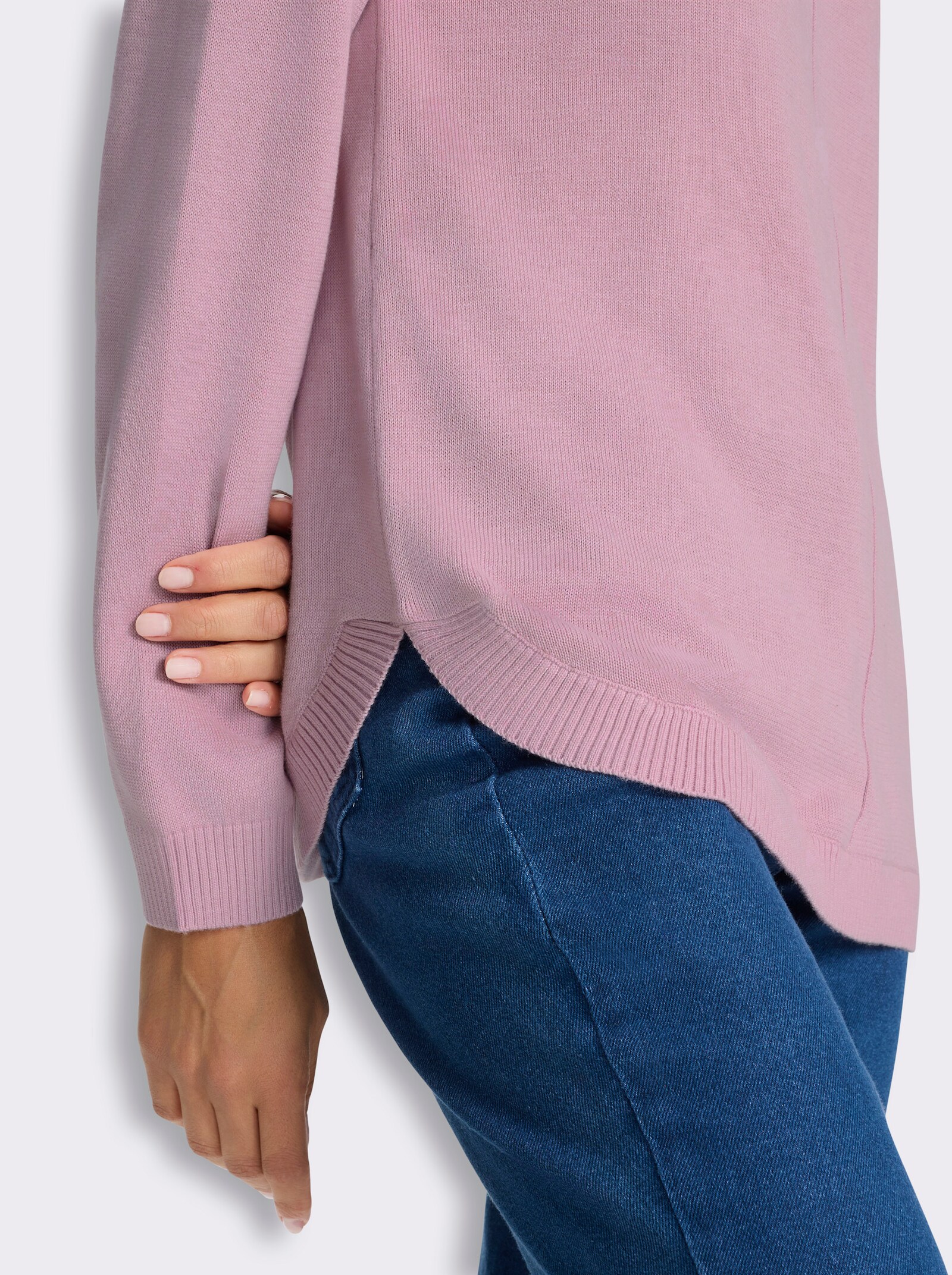 Rundhalspullover mit abgerundetem Saum - rosé