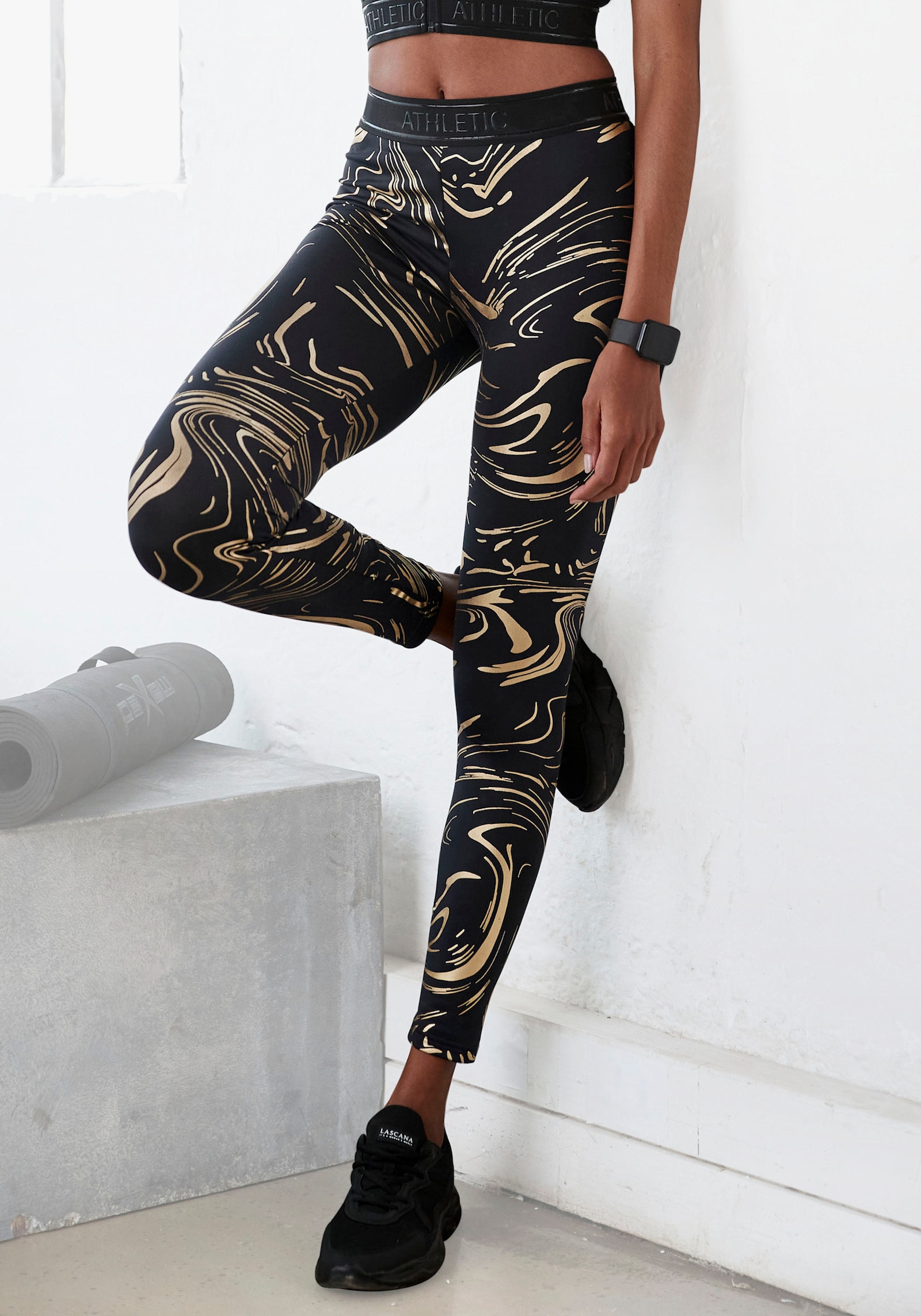 LASCANA ACTIVE Funktionsleggings - schwarz, gold