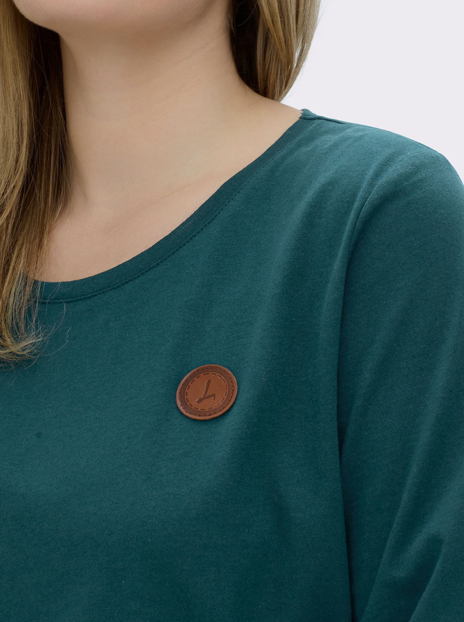 Langarmshirt mit Leder-Imitat-Patch - petrol