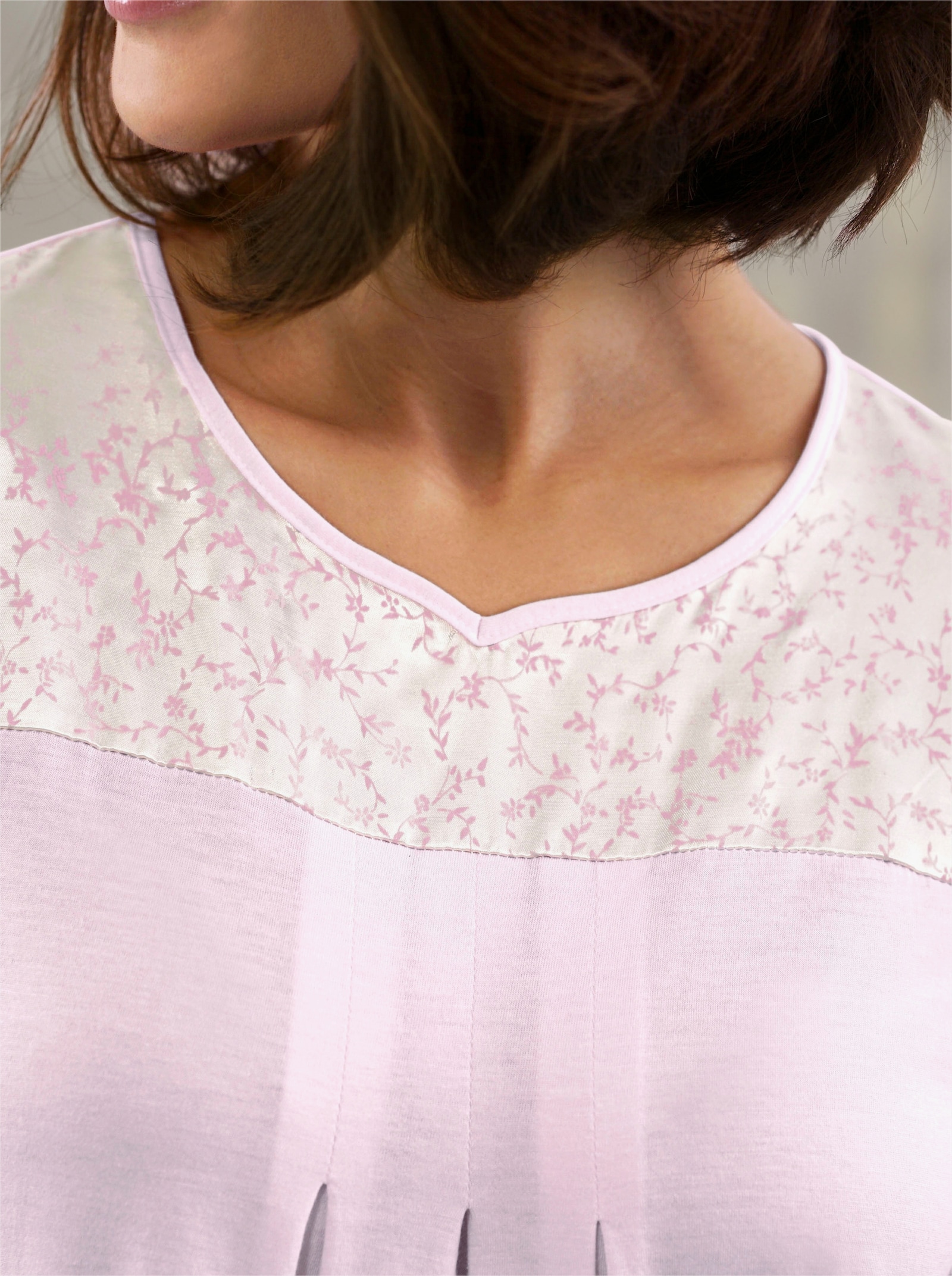 Ascafa Nachthemd mit Satin-Einsatz - rosé