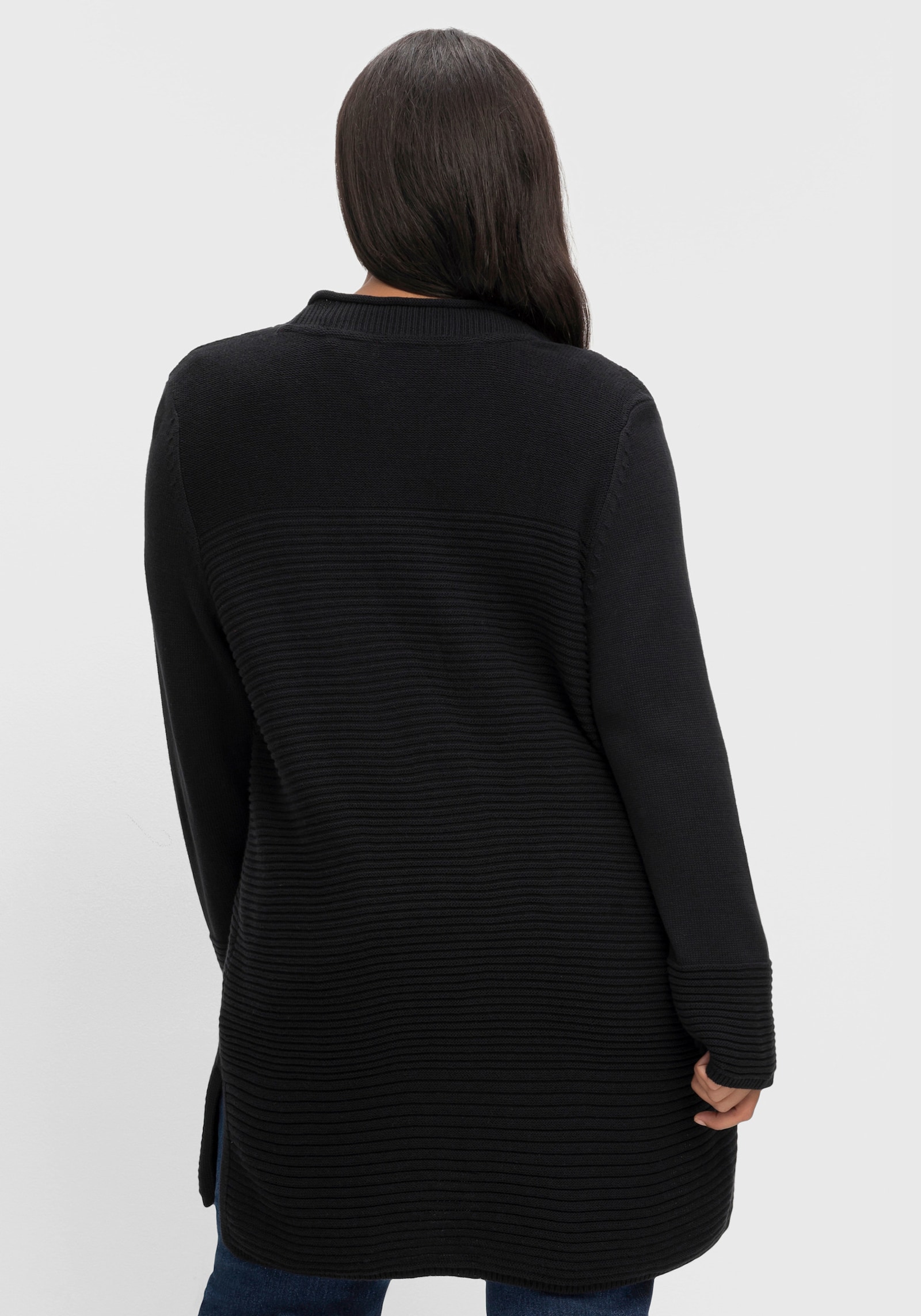 sheego Lang vest in structuurmix - zwart