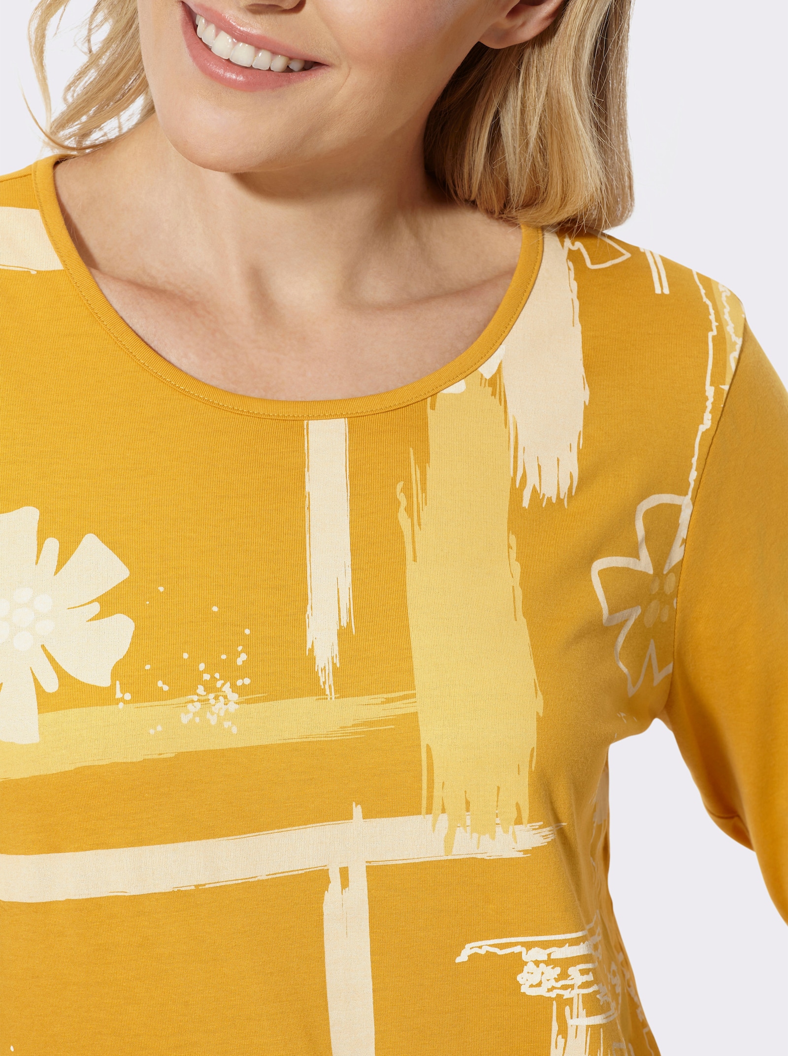 Rundhalsshirt mit Druckmuster vorne - ocker-vanille-bedruckt