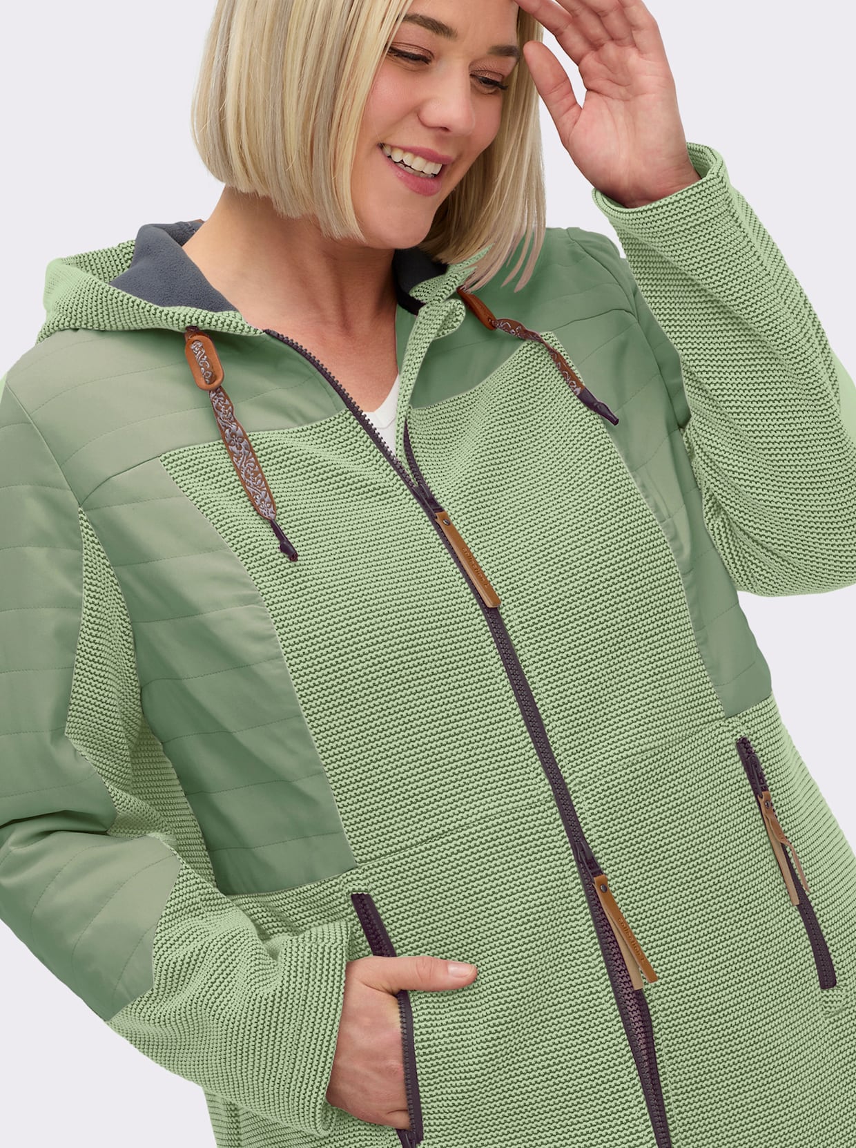 Übergangsjacke im Mix aus Fleece und Stepp - eucalyptus