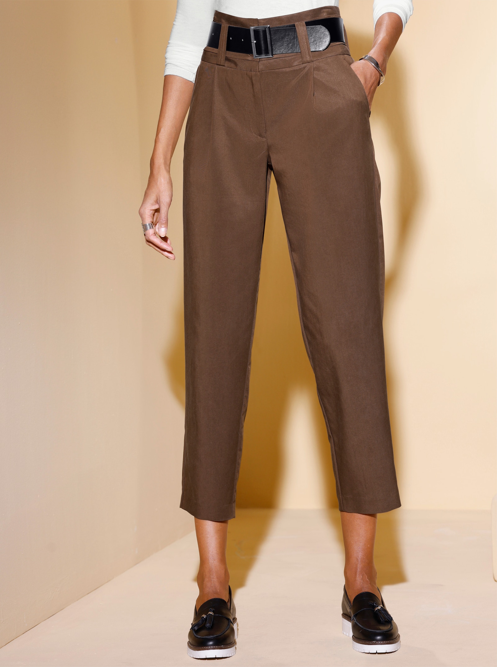 Paperbag-Hose inklusive Gürtel - braun