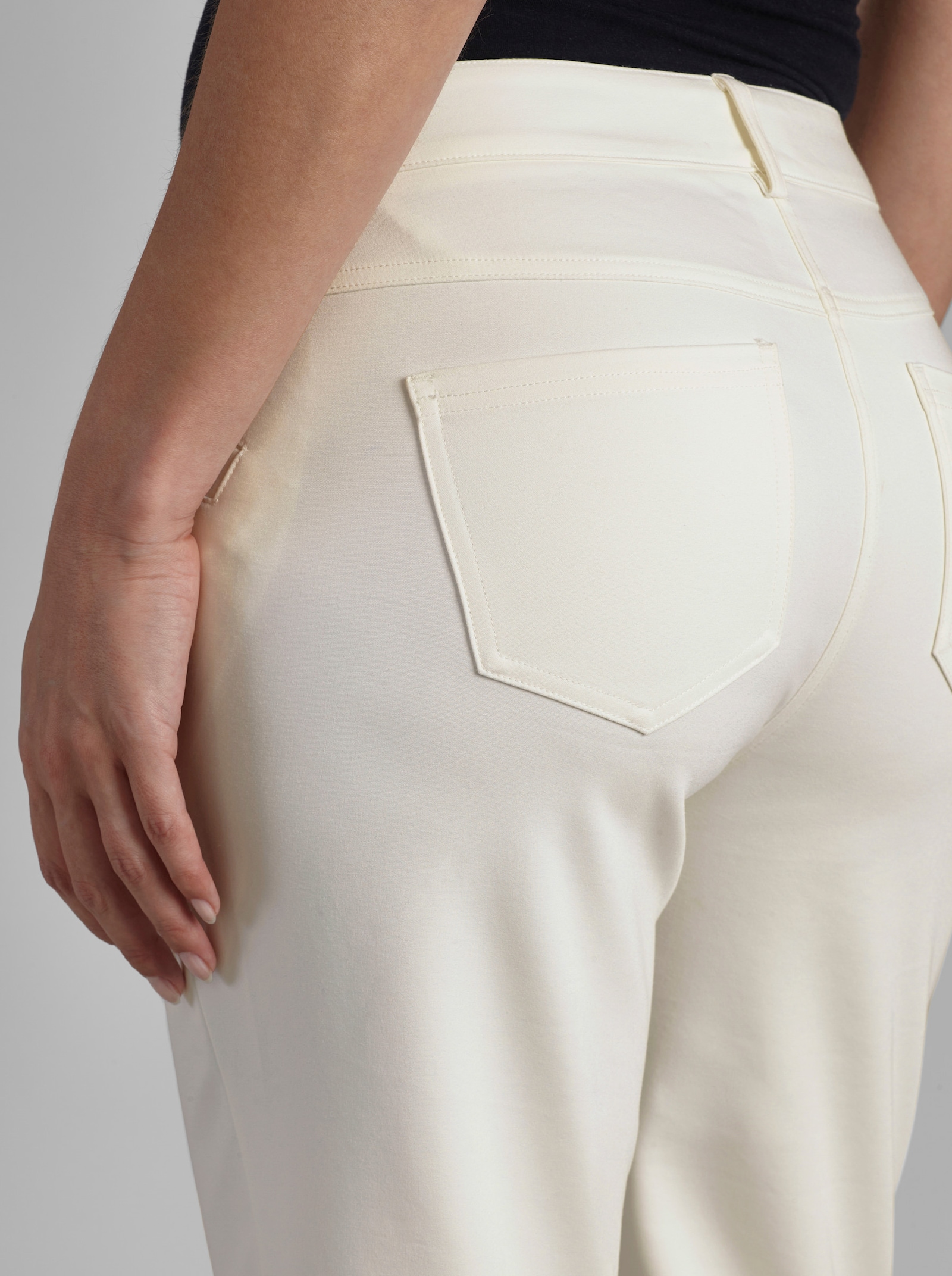 heine Stretch-Hose mit ausgestellten Beinen - ecru