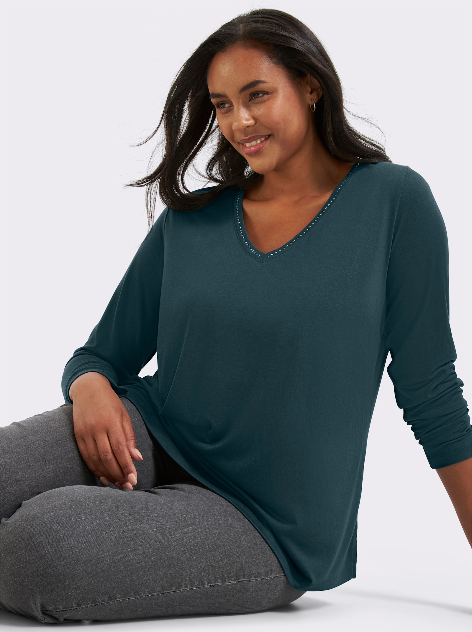sheego V-Shirt mit Strasssteinen - petrol