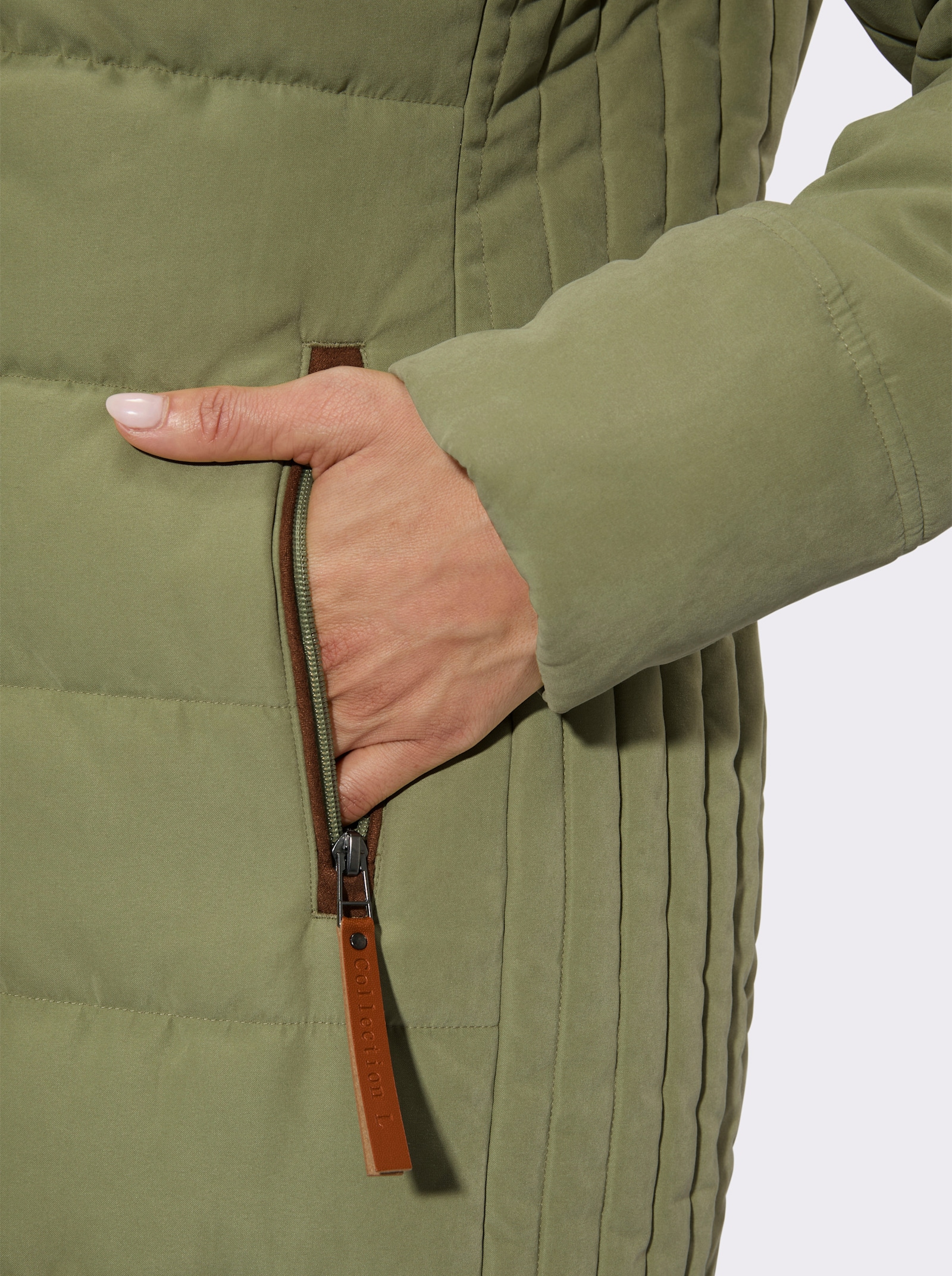 Longjacke mit Stehkragen und Kapuze - schilf