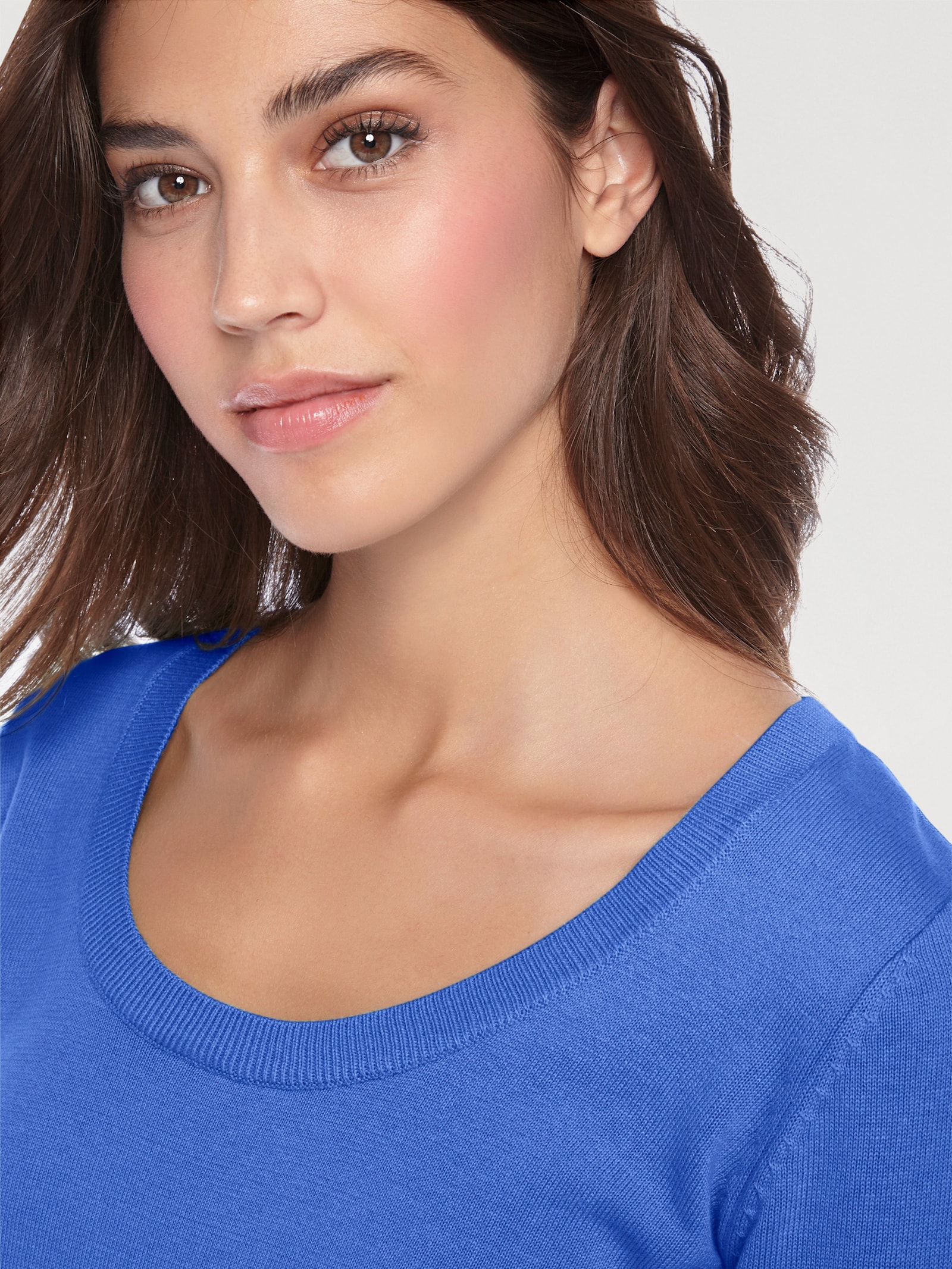 heine Rundhalspullover aus Feinstrick - royalblau