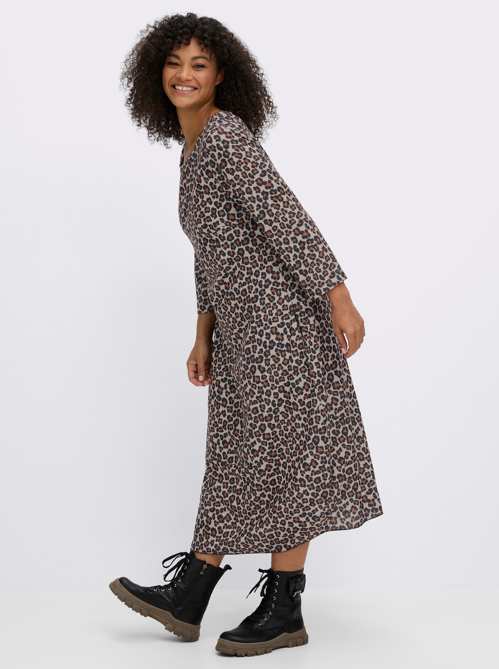 Maxikleid in Feinstrick-Optik - sesam-schwarz-gemustert