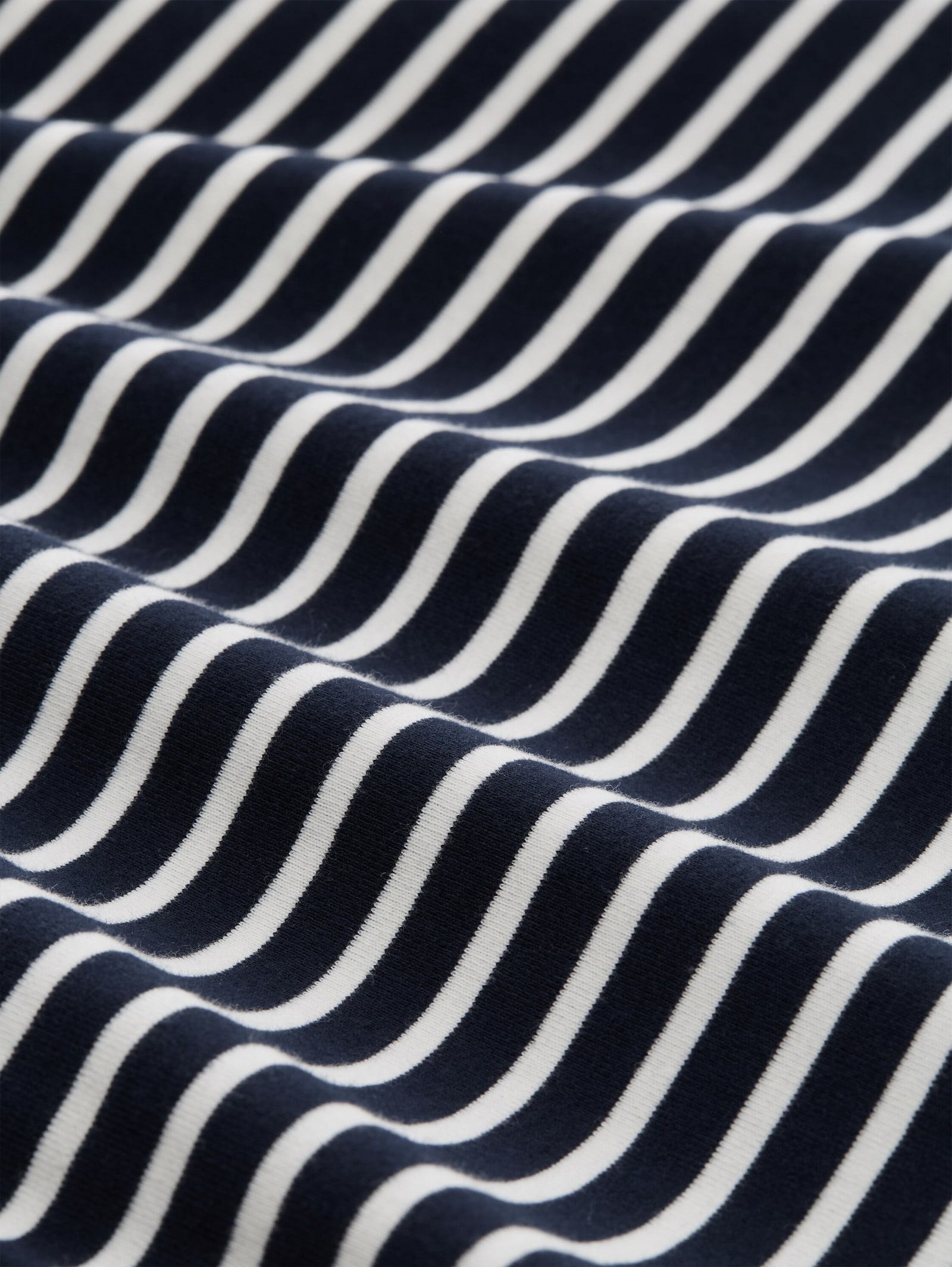 T-Shirt - navy blue offwhite stripe