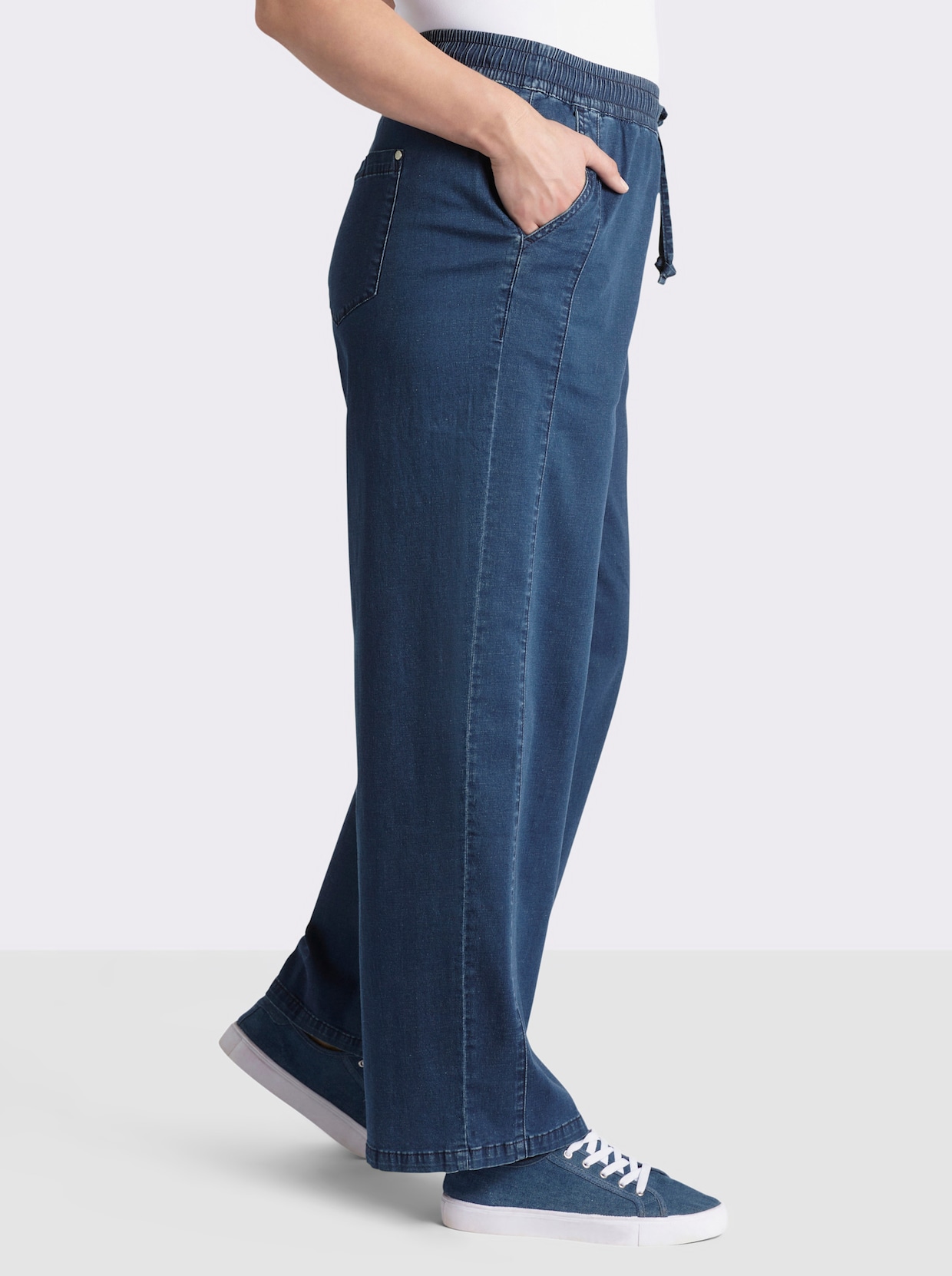 sheego Jean avec jambes larges et lien à nouer - bleu délavé