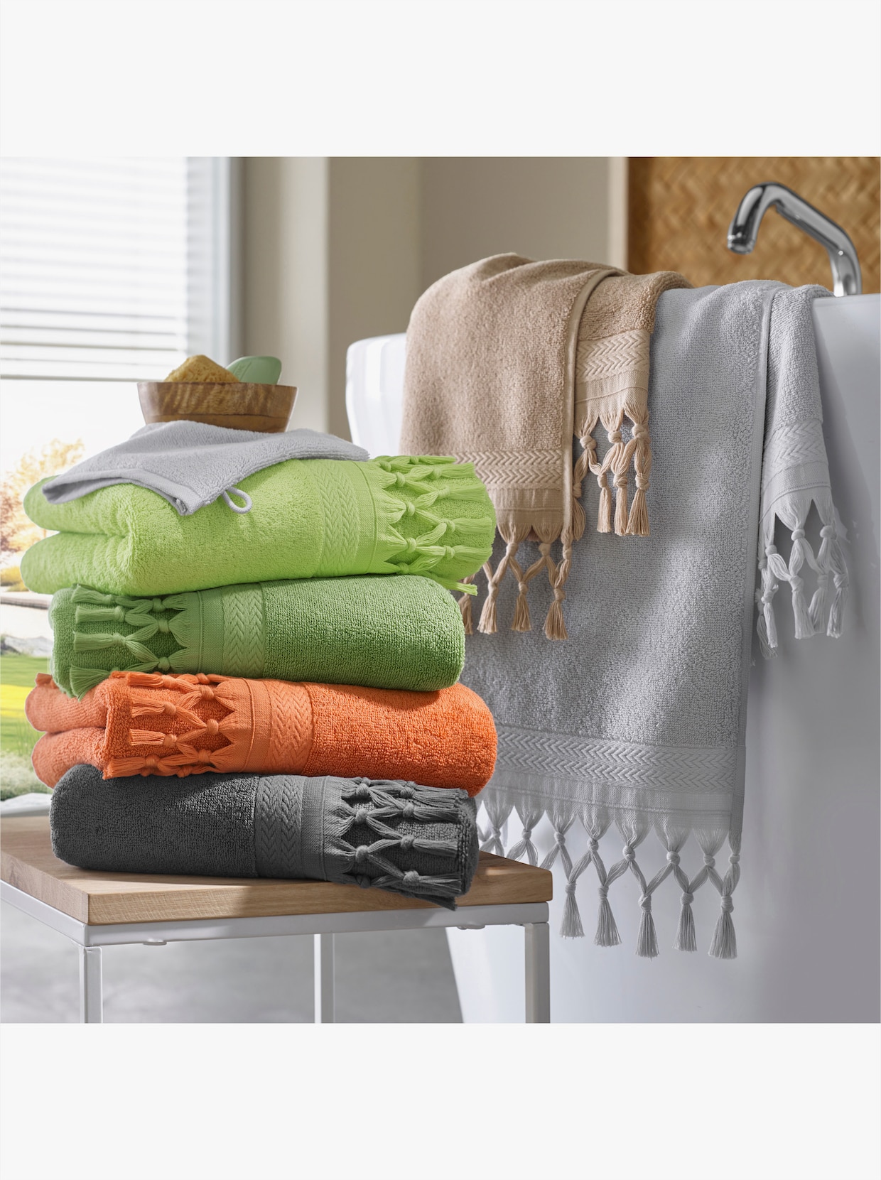 wäschepur Handtuch mit Quasten-Verzierung - beige