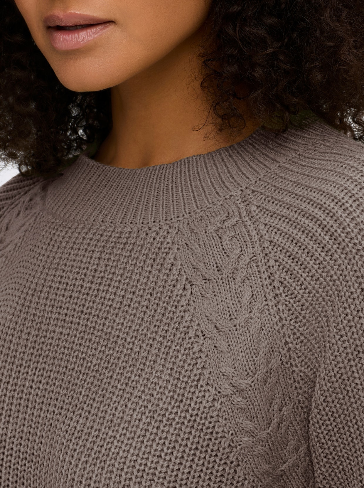 Stehkragenpullover mit Raglan-Ärmeln - taupe