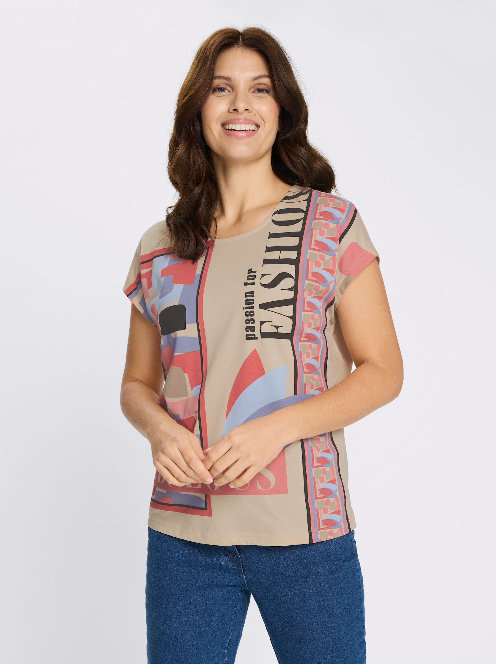 Kurzarmshirt mit großem Print vorne - sand-flamingo-bedruckt