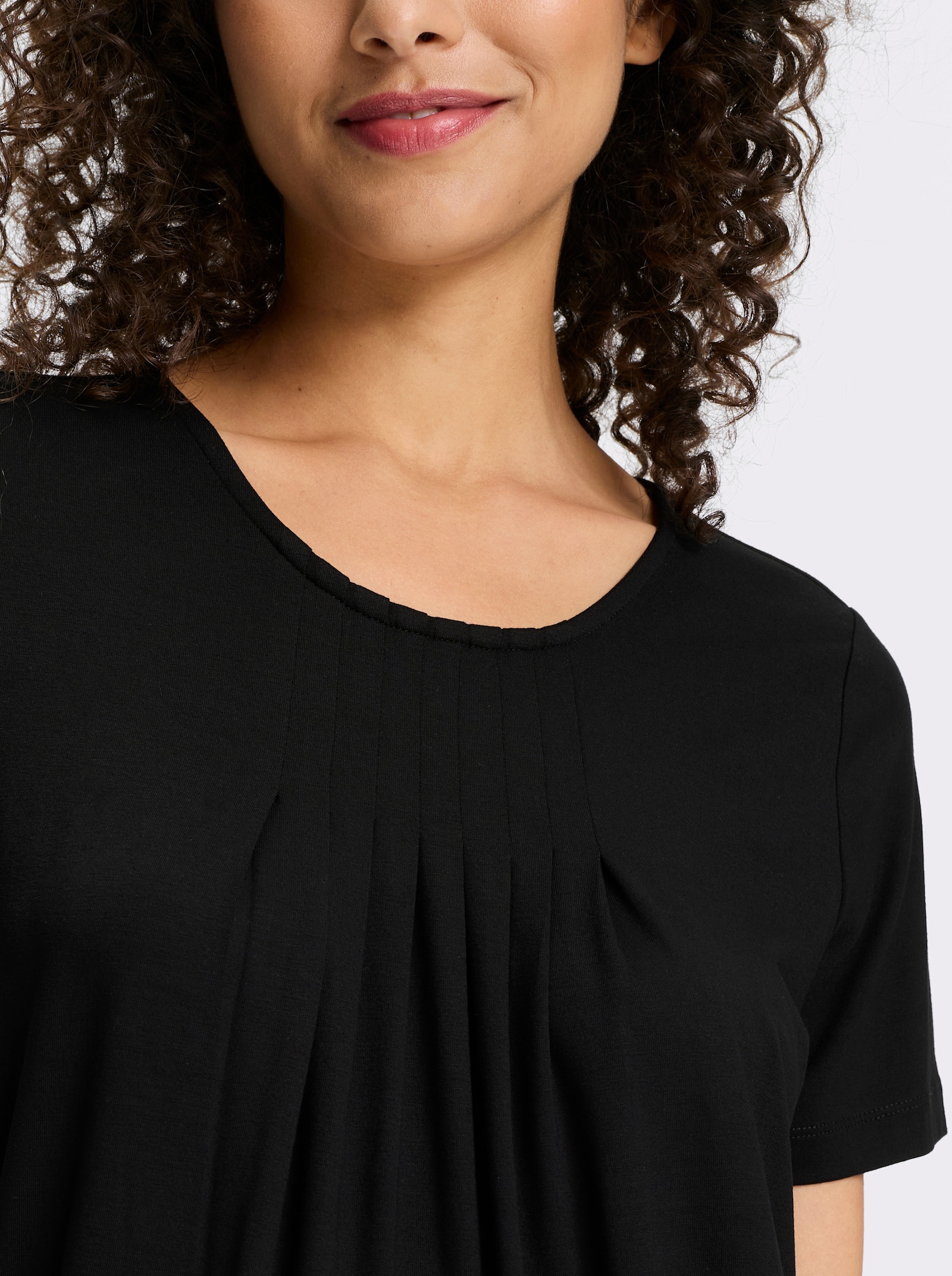 heine T-Shirt in A-Form - schwarz