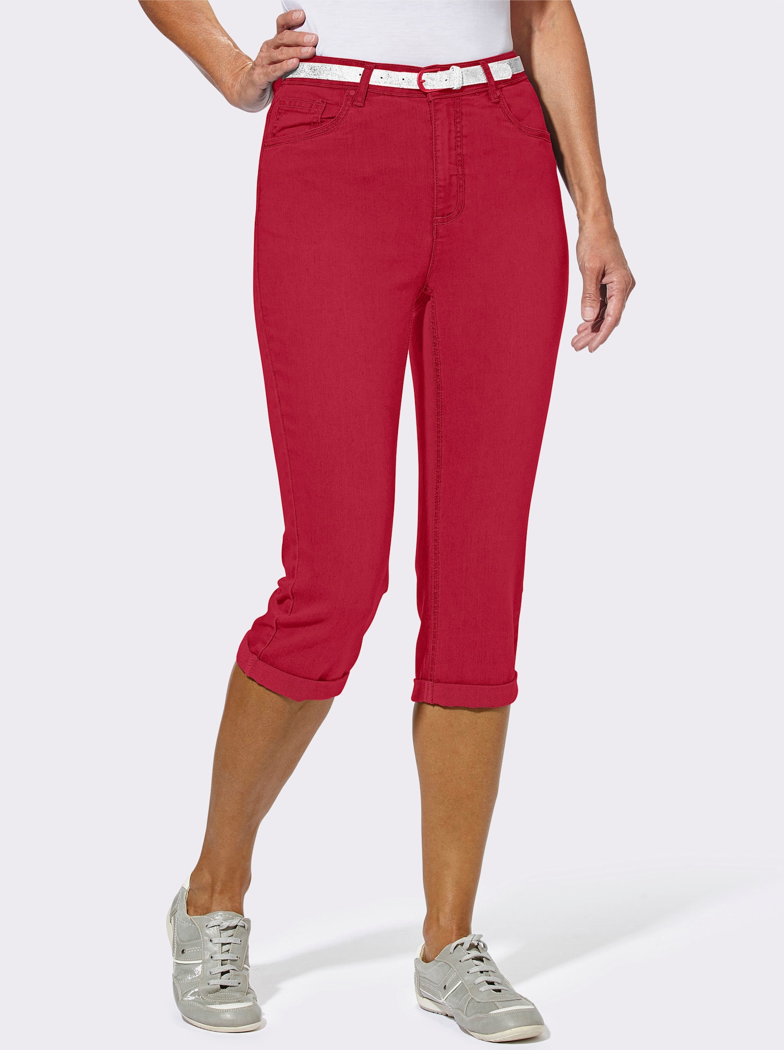 Caprijeans inklusive Gürtel - rot