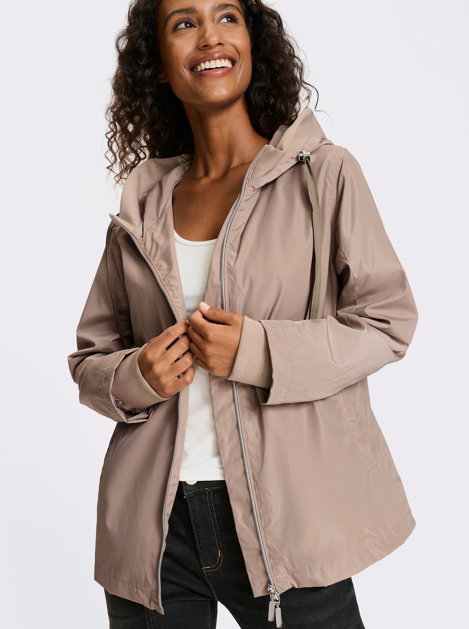 heine Freizeitjacke mit Kapuze - sesam