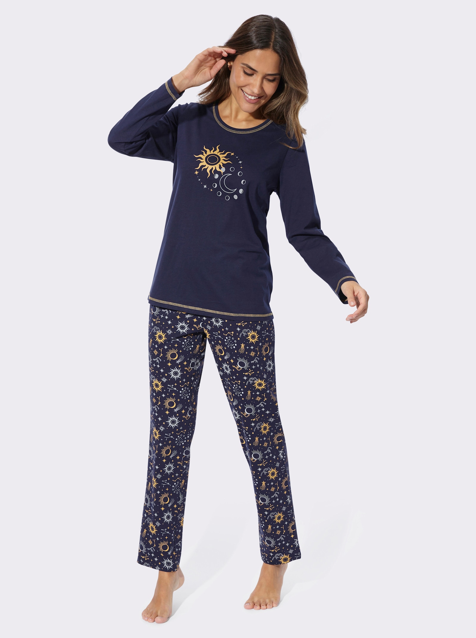 Schlafanzug mit Sonne-Mond-Sterne-Druck - marine-ocker-bedruckt