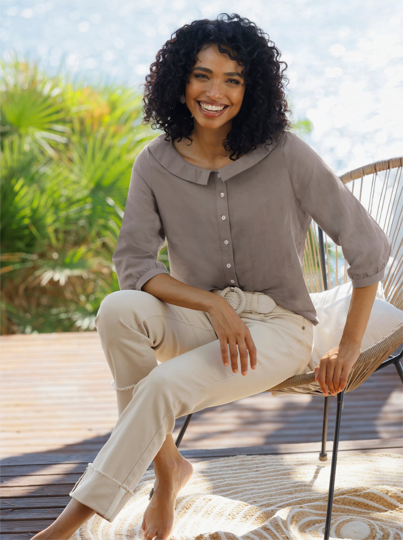 heine Leinenbluse mit Bubi-Kragen - dunkeltaupe