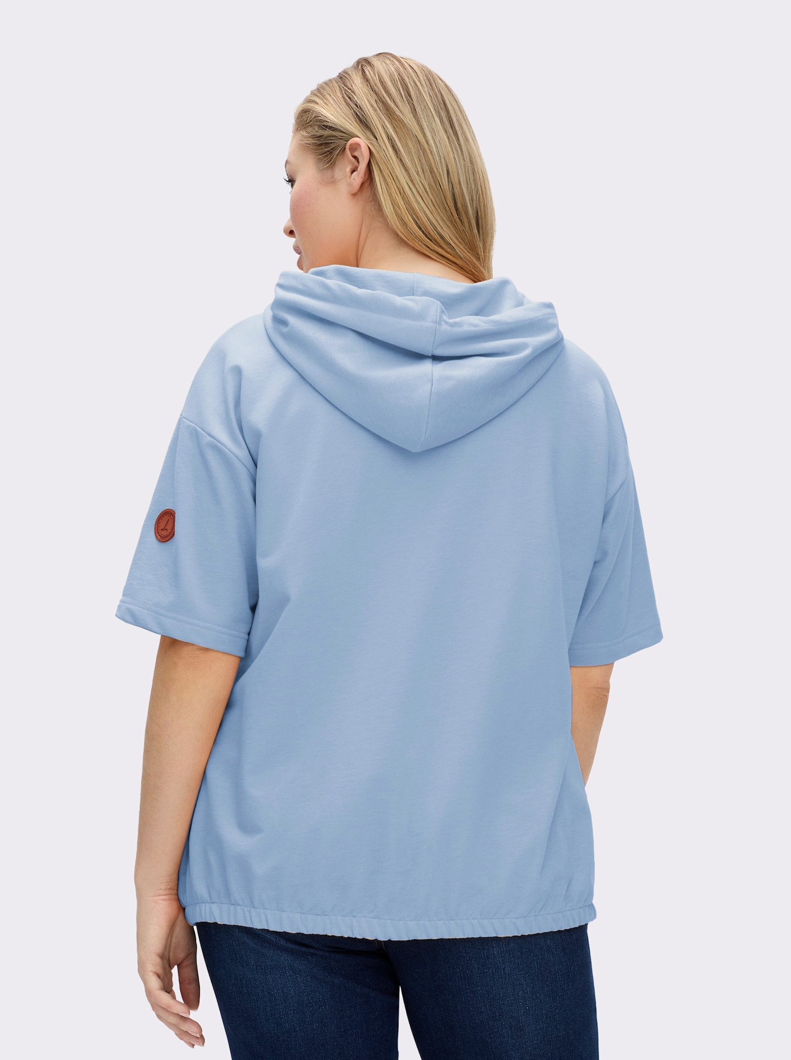 Kapuzensweatshirt mit elastischem Saum - eisblau-ecru-bedruckt