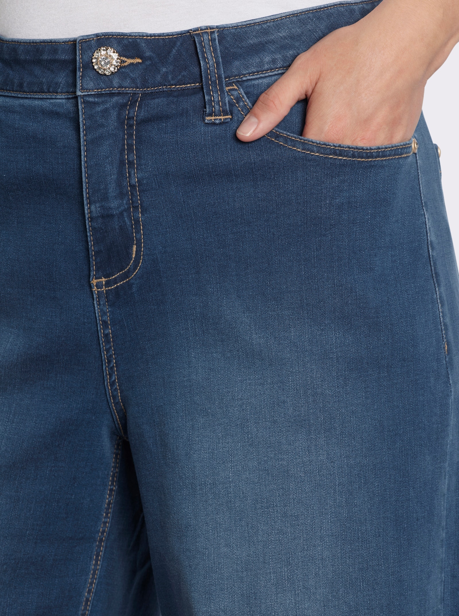 sheego Jeans mit weitem, ausgestelltem Bein - darkblue-stone-washed