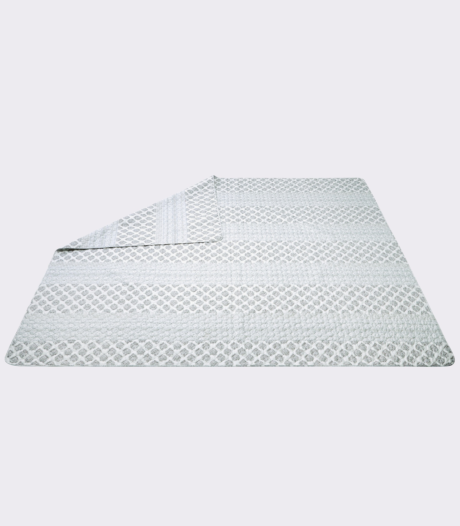 Impressionen Tagesdecke - weiß-grau