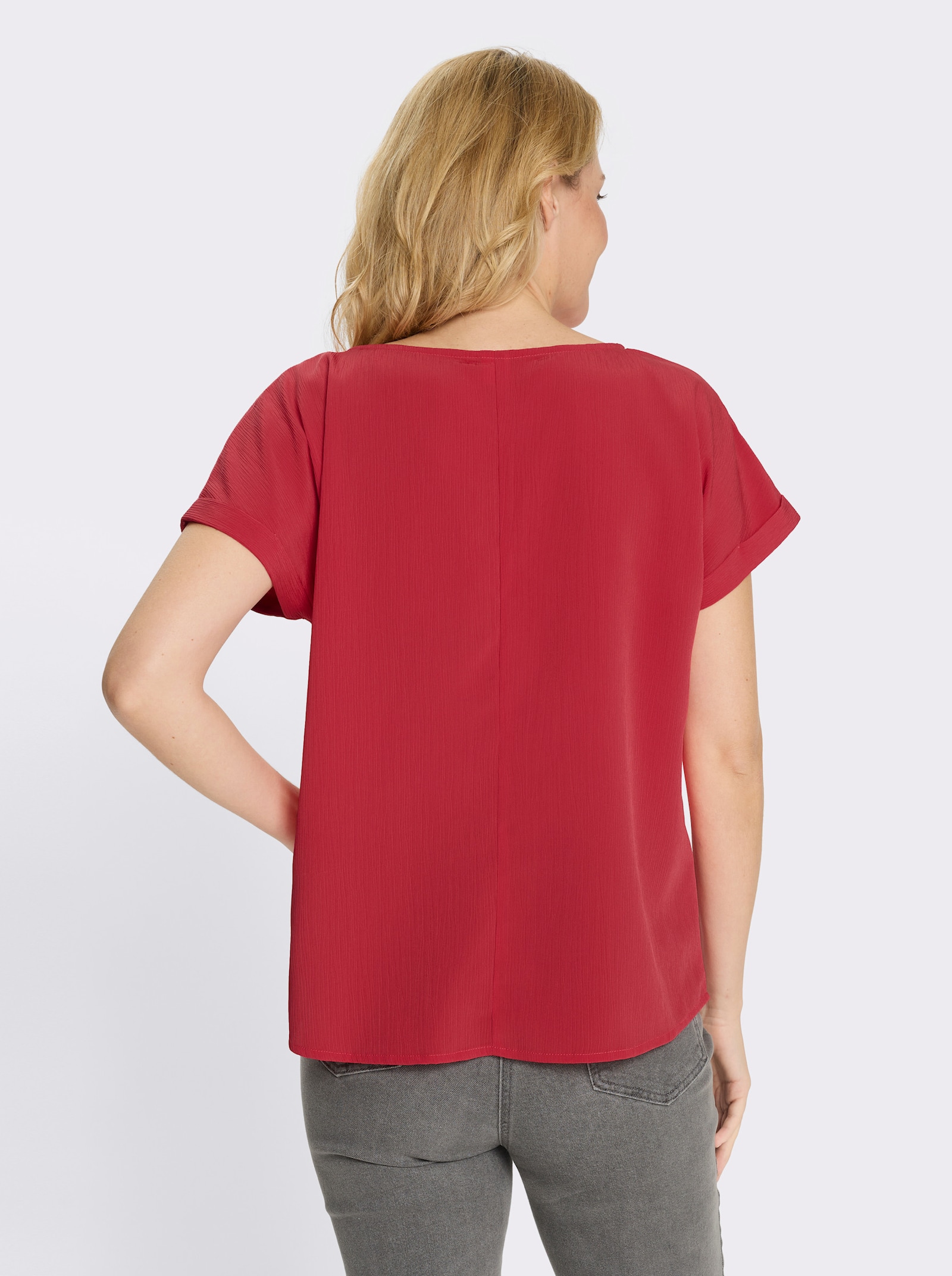 Bekväm blus i crêpematerial - jordgubbe