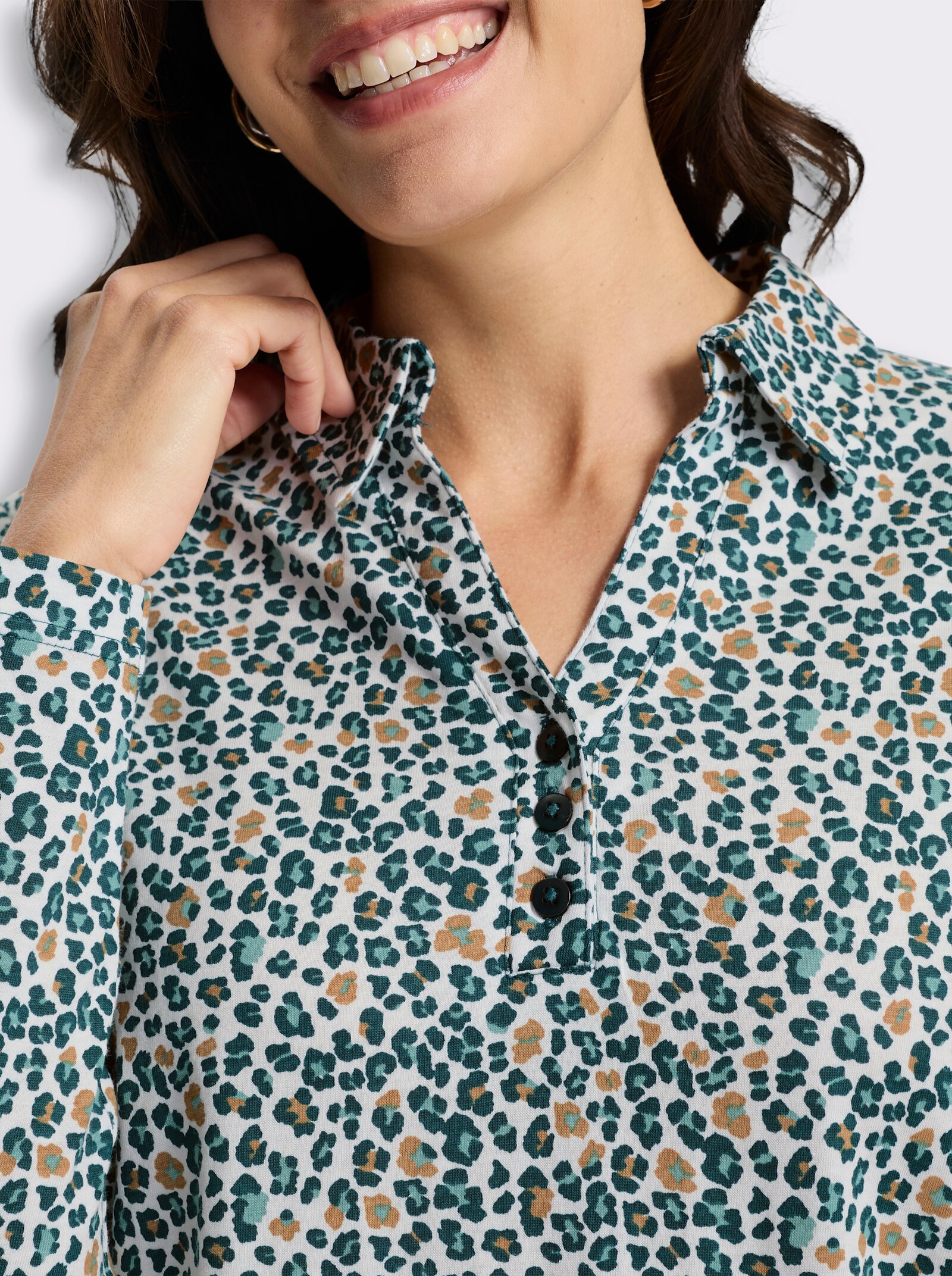  Print-Shirt mit offenem Hemdkragen - petrol-camel-bedruckt