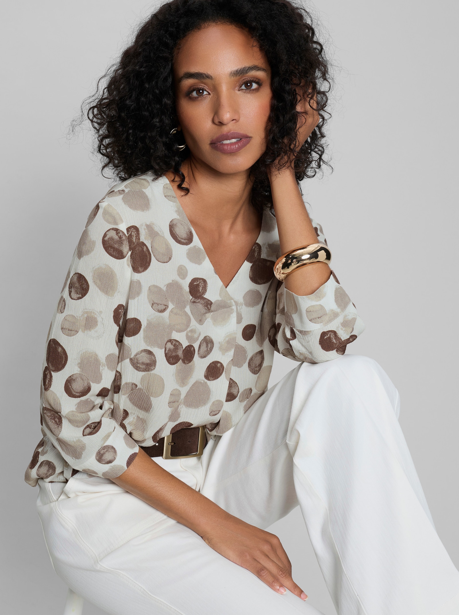 heine Druckbluse mit Tupfenmuster - ecru-schoko-bedruckt