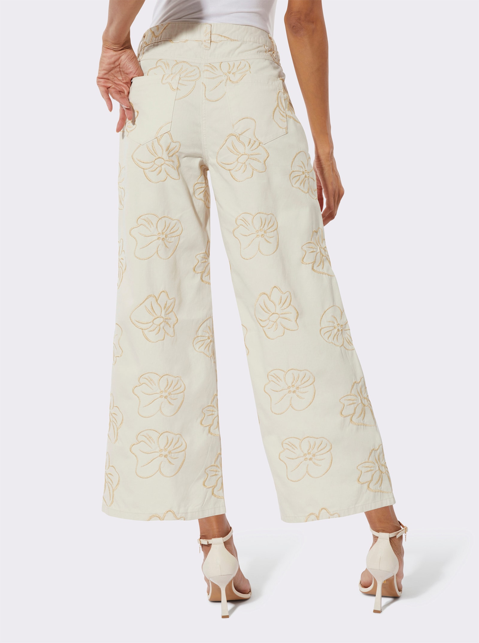 Jean 7/8 avec broderie - couleur ivoire-vanille