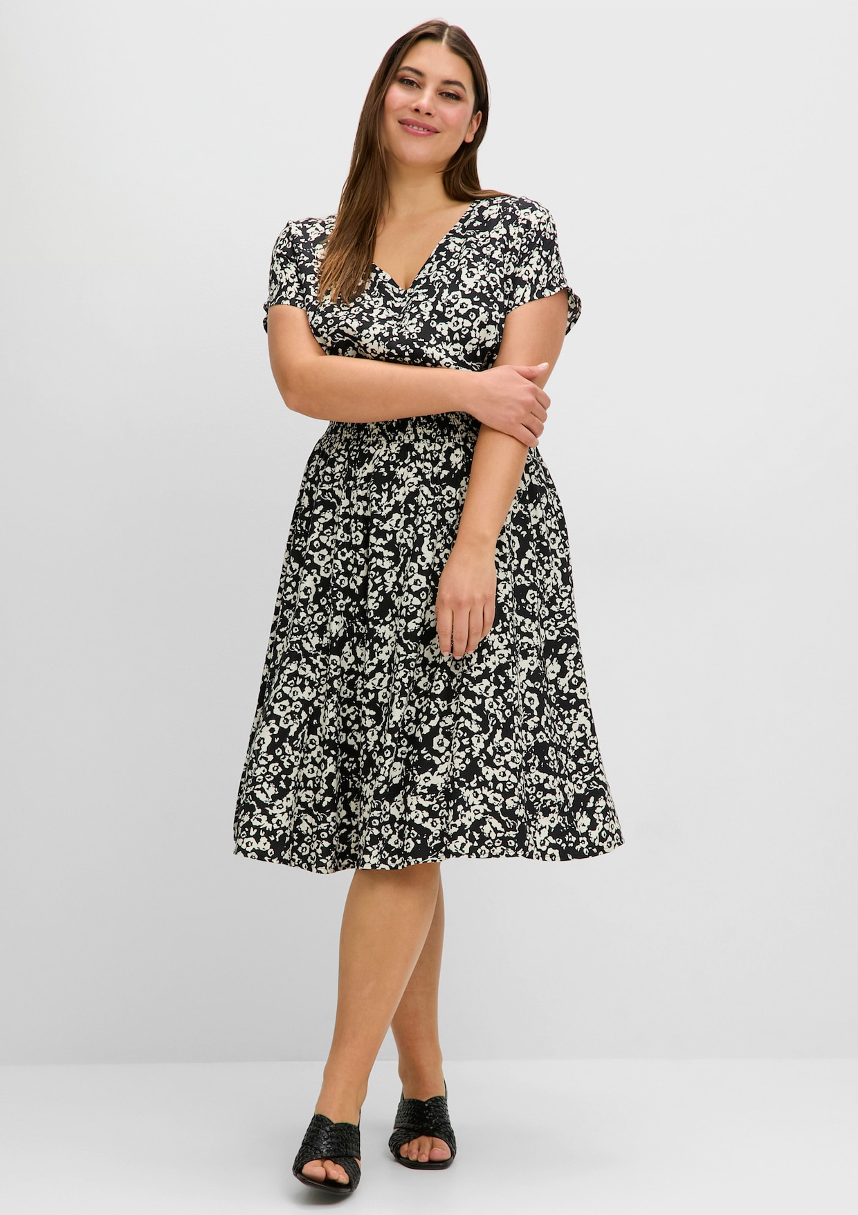 sheego Sommerkleid - schwarz bedruckt
