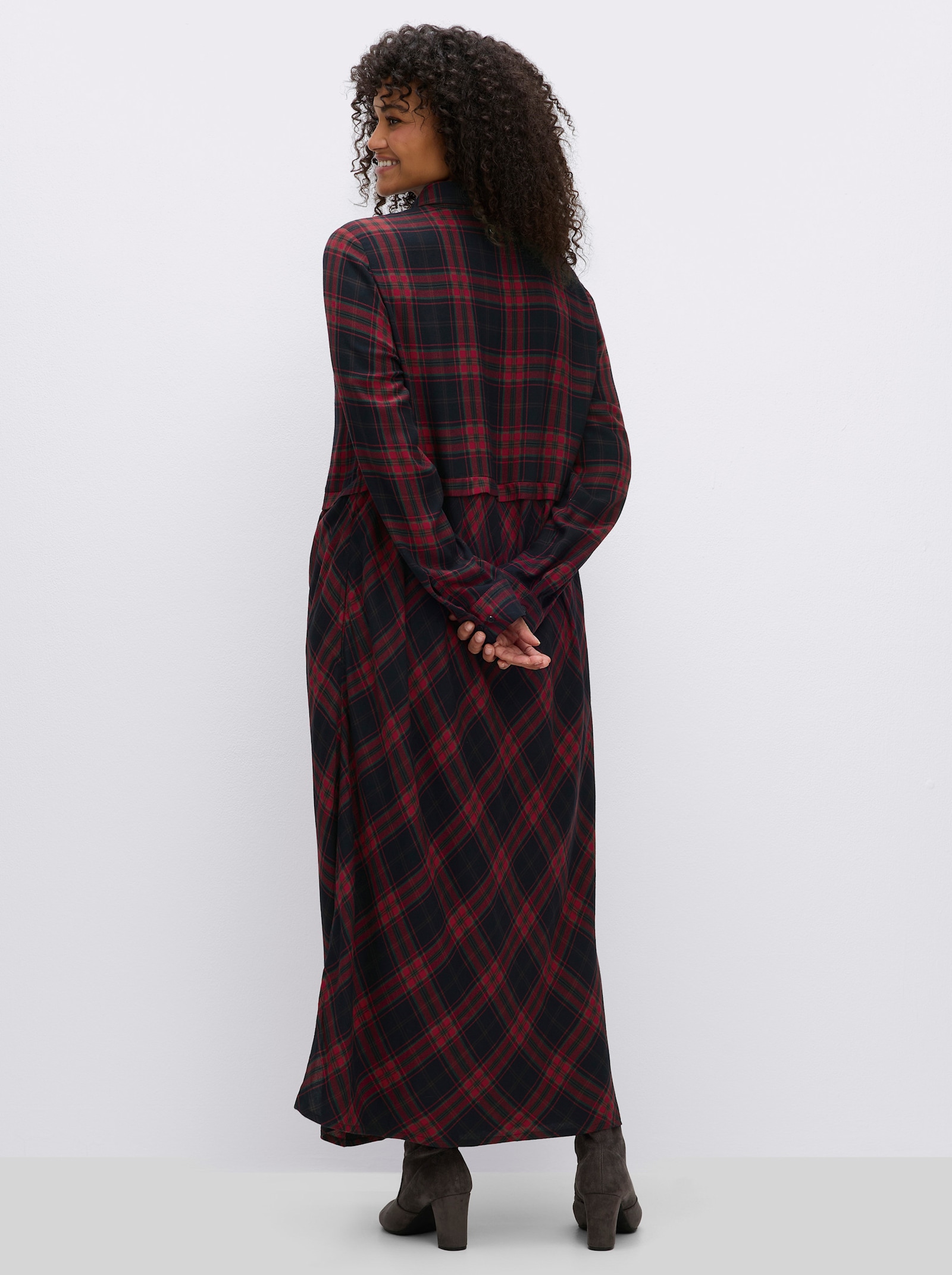 sheego Hemdblusenkleid im Karo-Muster - tiefblau-kirsche-kariert
