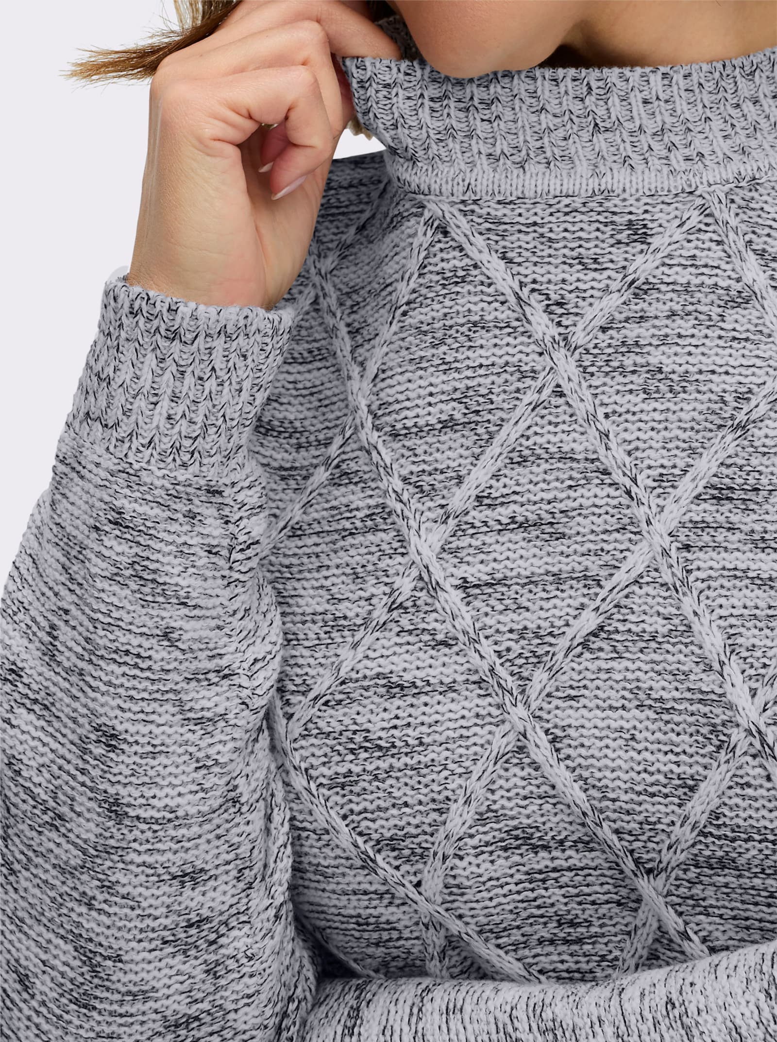Stehkragenpullover im Rauten-Dessin - grau-meliert