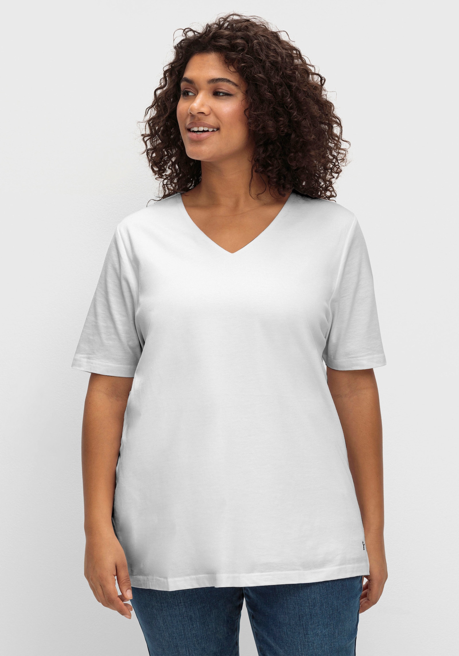 sheego T-shirt met dubbellaags voorpand - wit