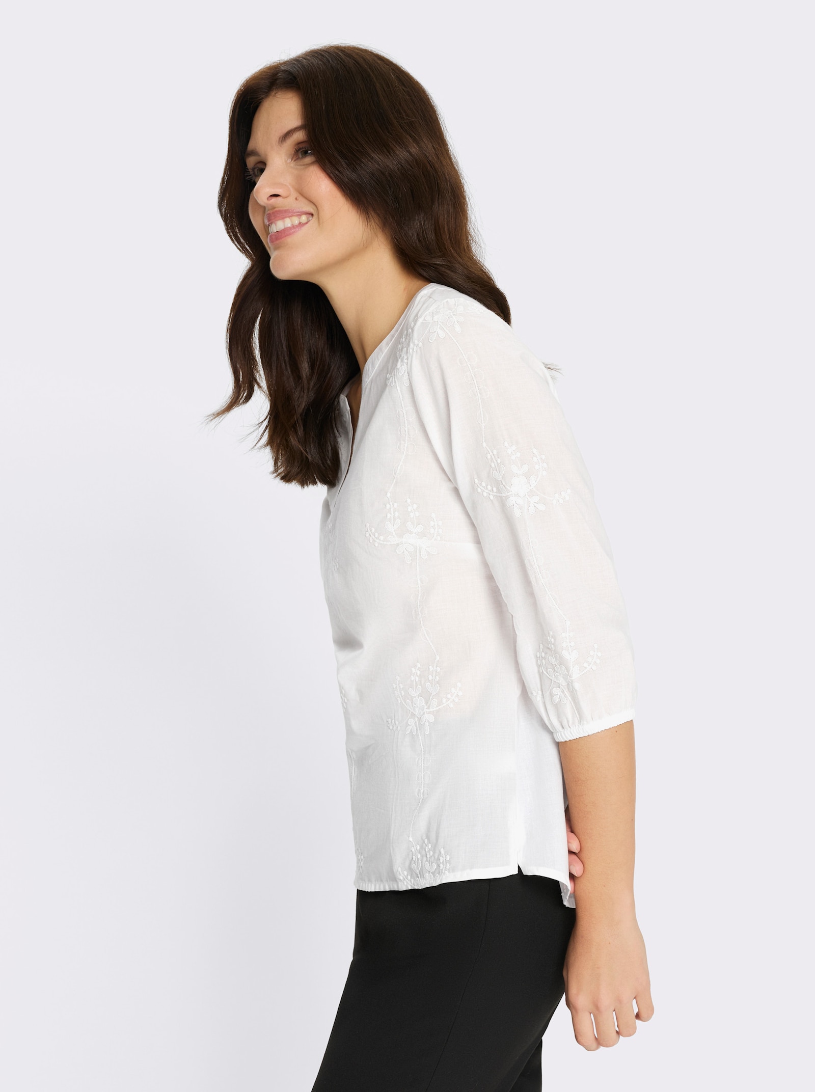 Navlékací halenka s květinovou výšivkou - ecru