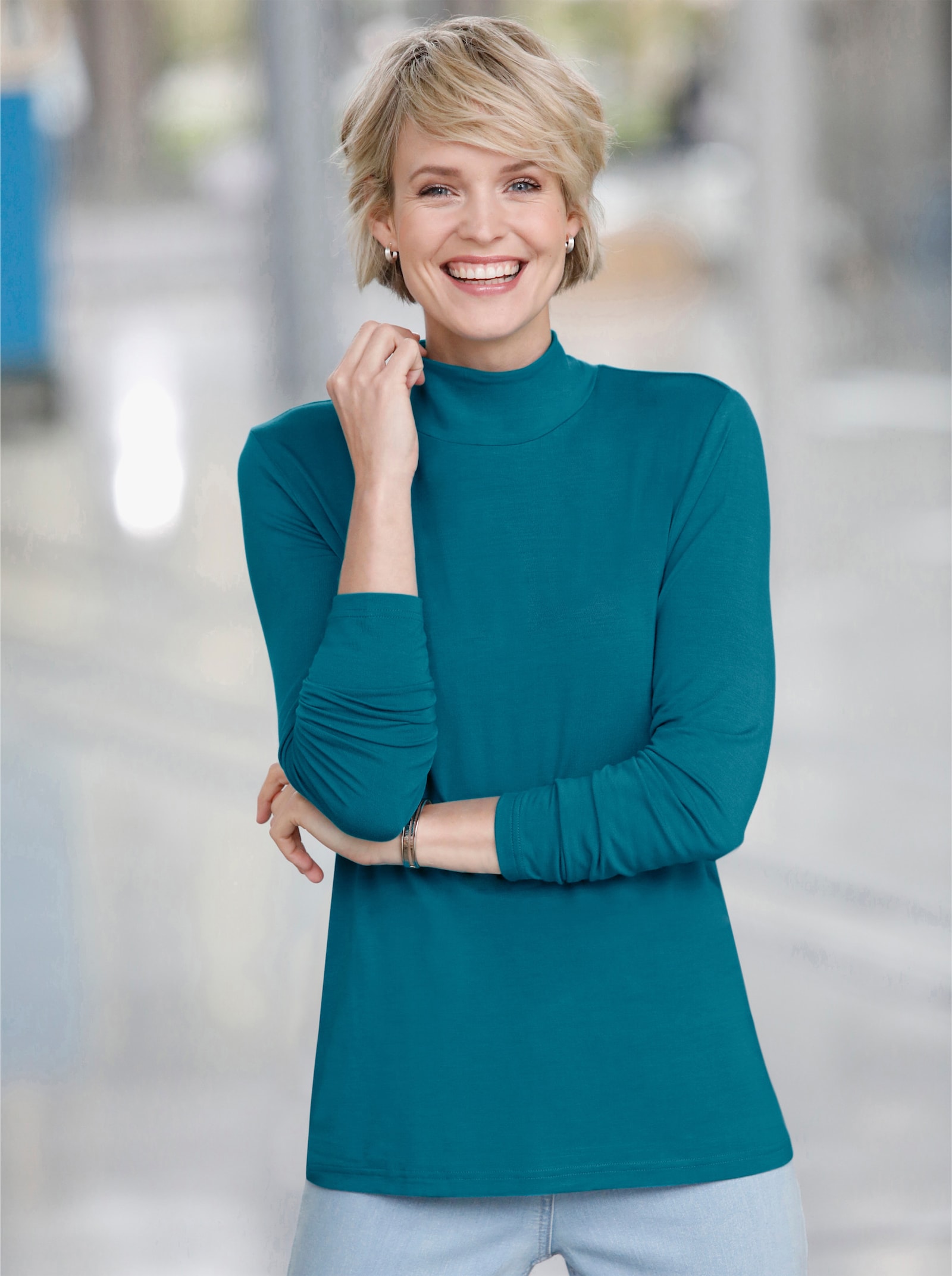 Tričko se stojáčkem z viskózy - světlá petrolejová