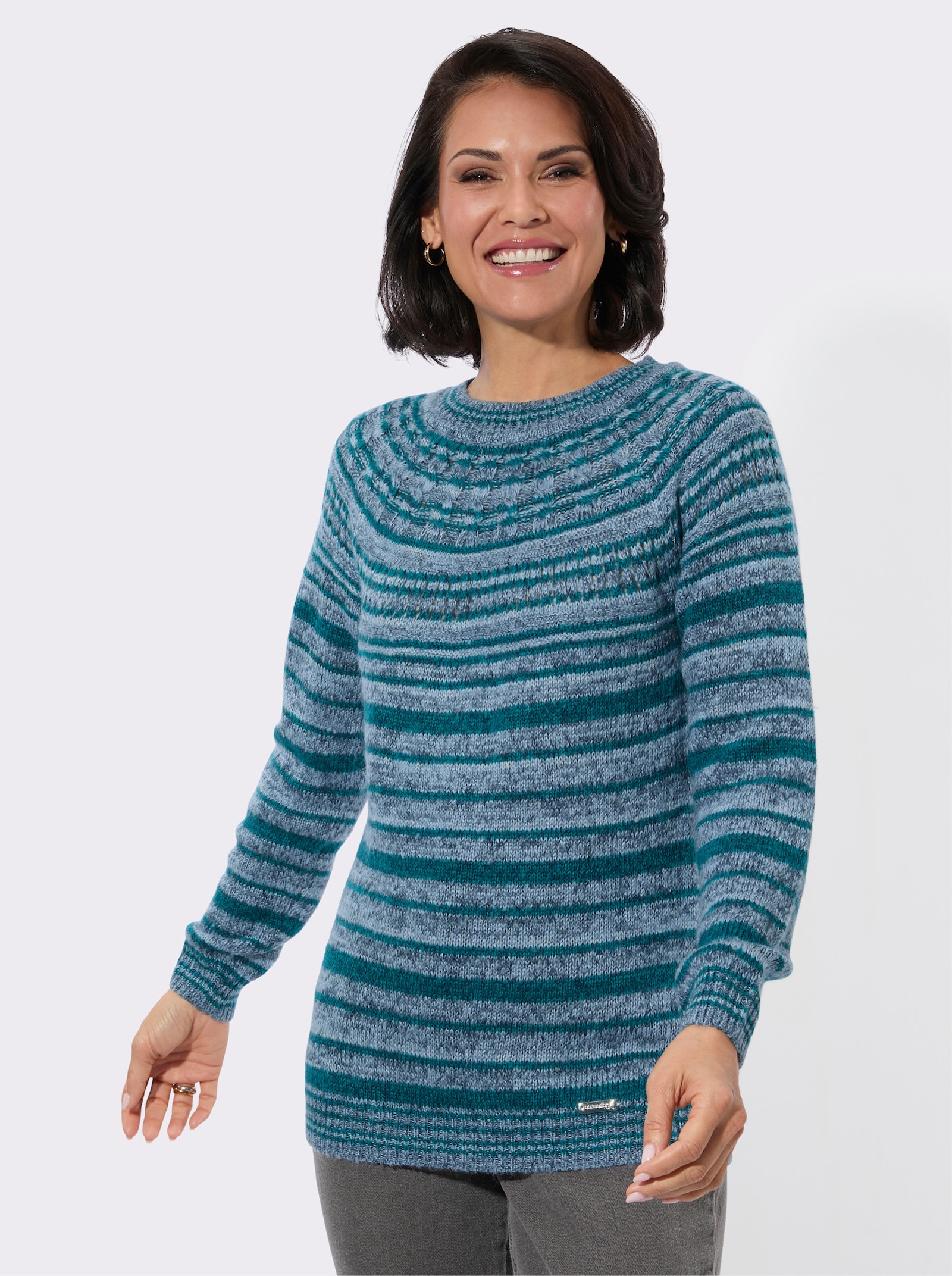 Rundhalspullover aus effektvollem Flauschgarn - hellblau-aquapetrol-geringelt