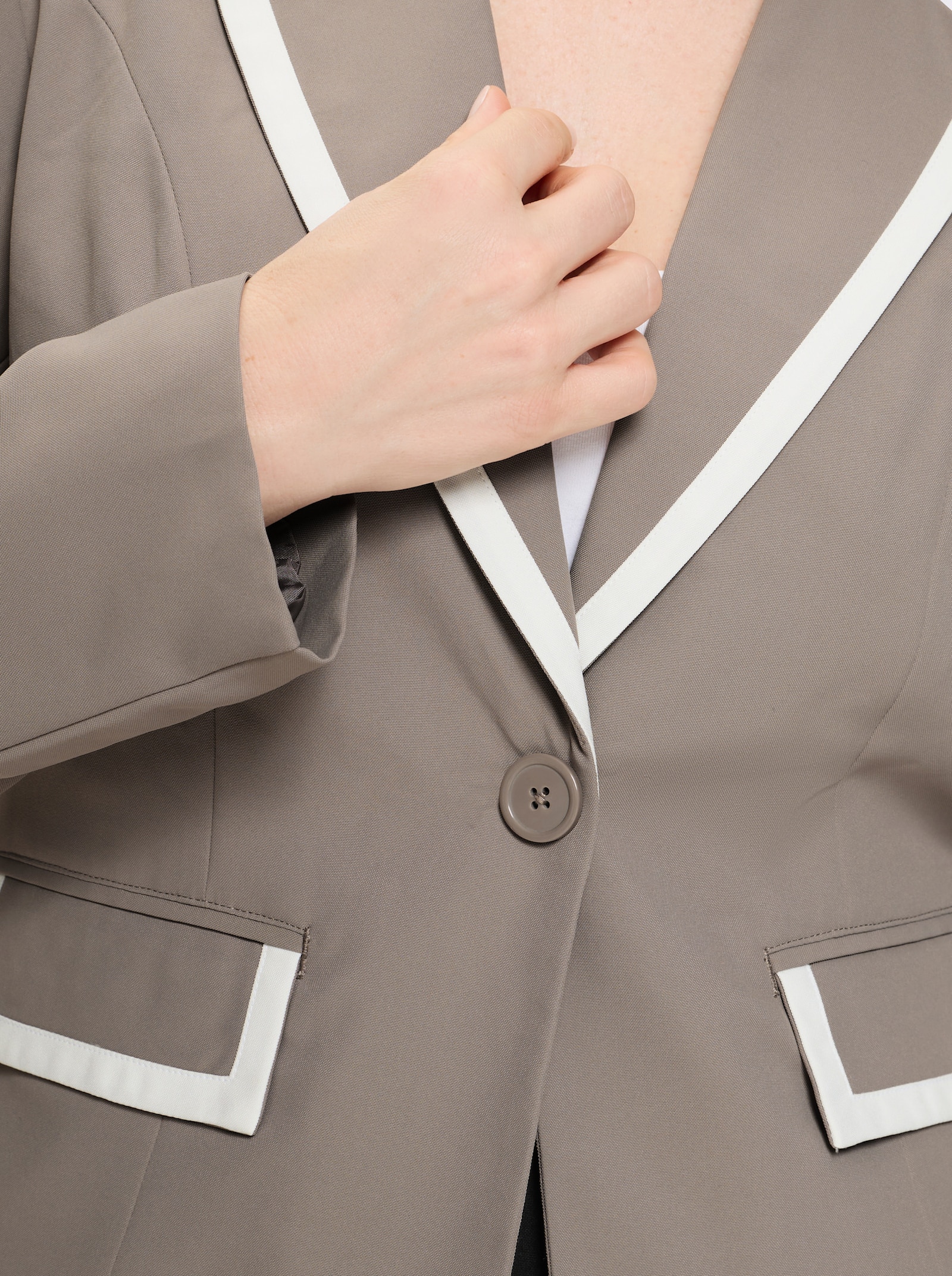 Blazer mit Kontrastdetails - taupe