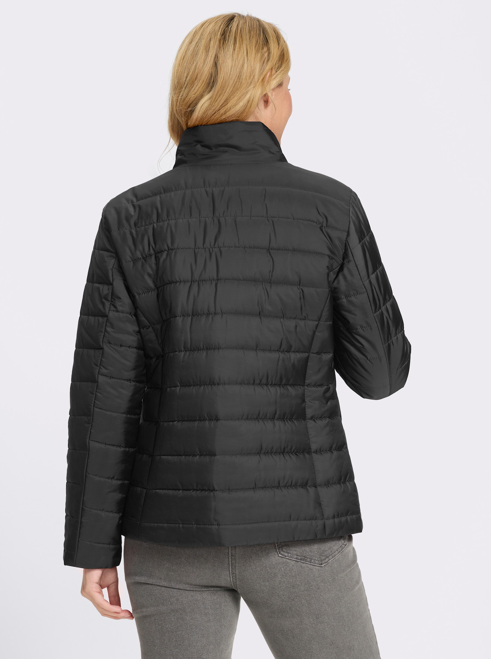 Steppjacke für kalte Wintertage geeignet - schwarz-jeansblau