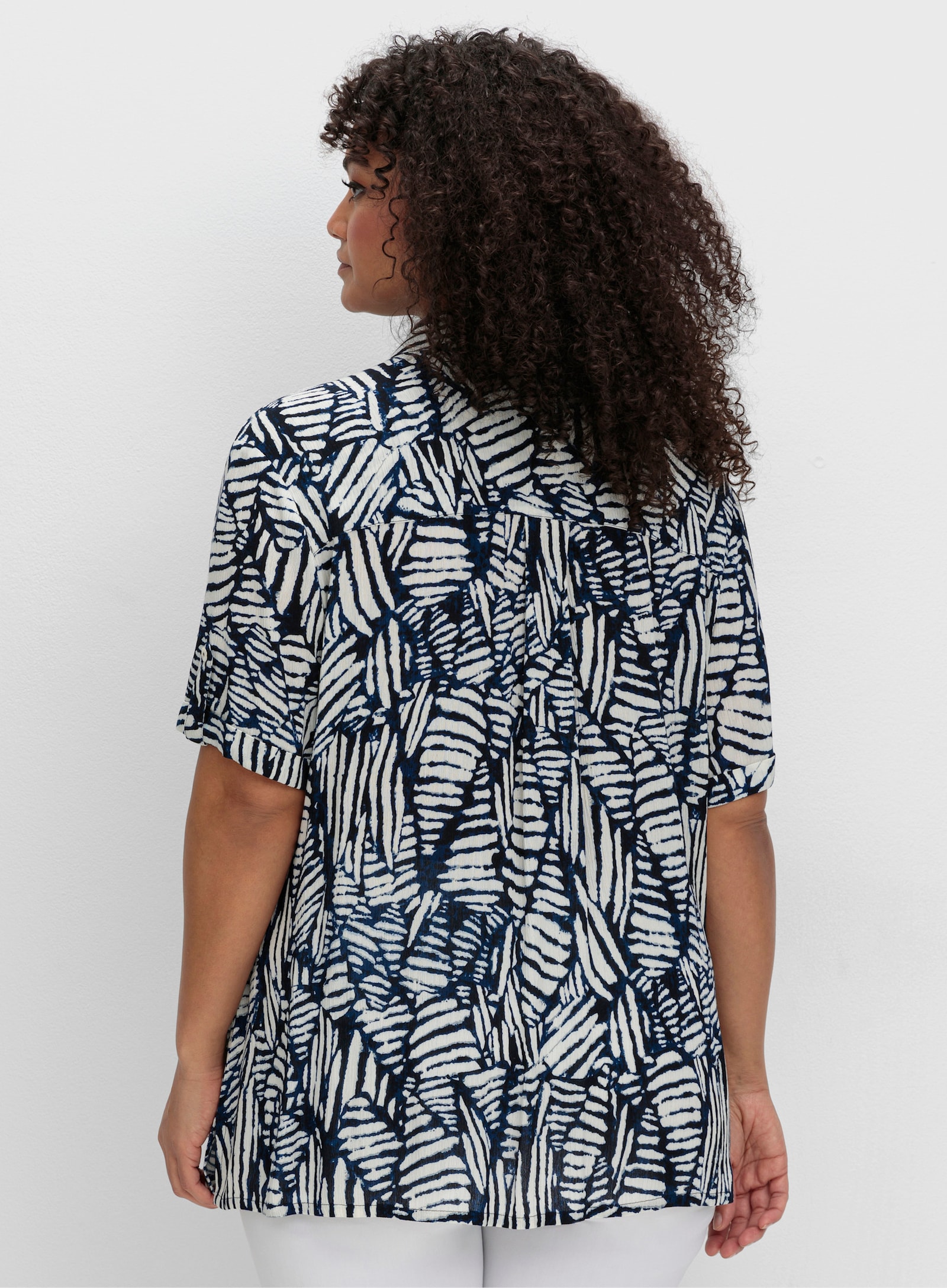 sheego by Joe Browns Hemdbluse mit Alloverdruck - blaubeere-gemustert