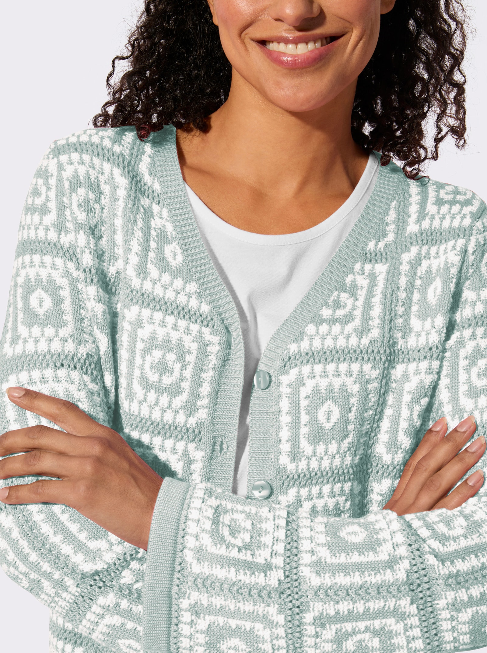 Strickjacke in Häkel-Optik - kalkmint-weiß