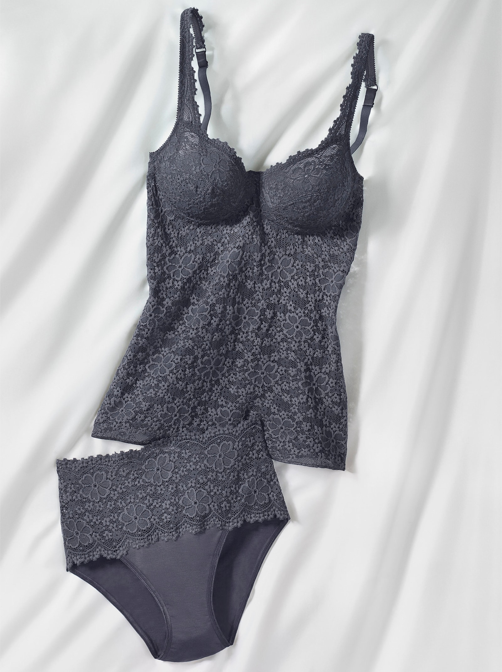 Nina von C. Behahemd van transparant kant voor - antraciet