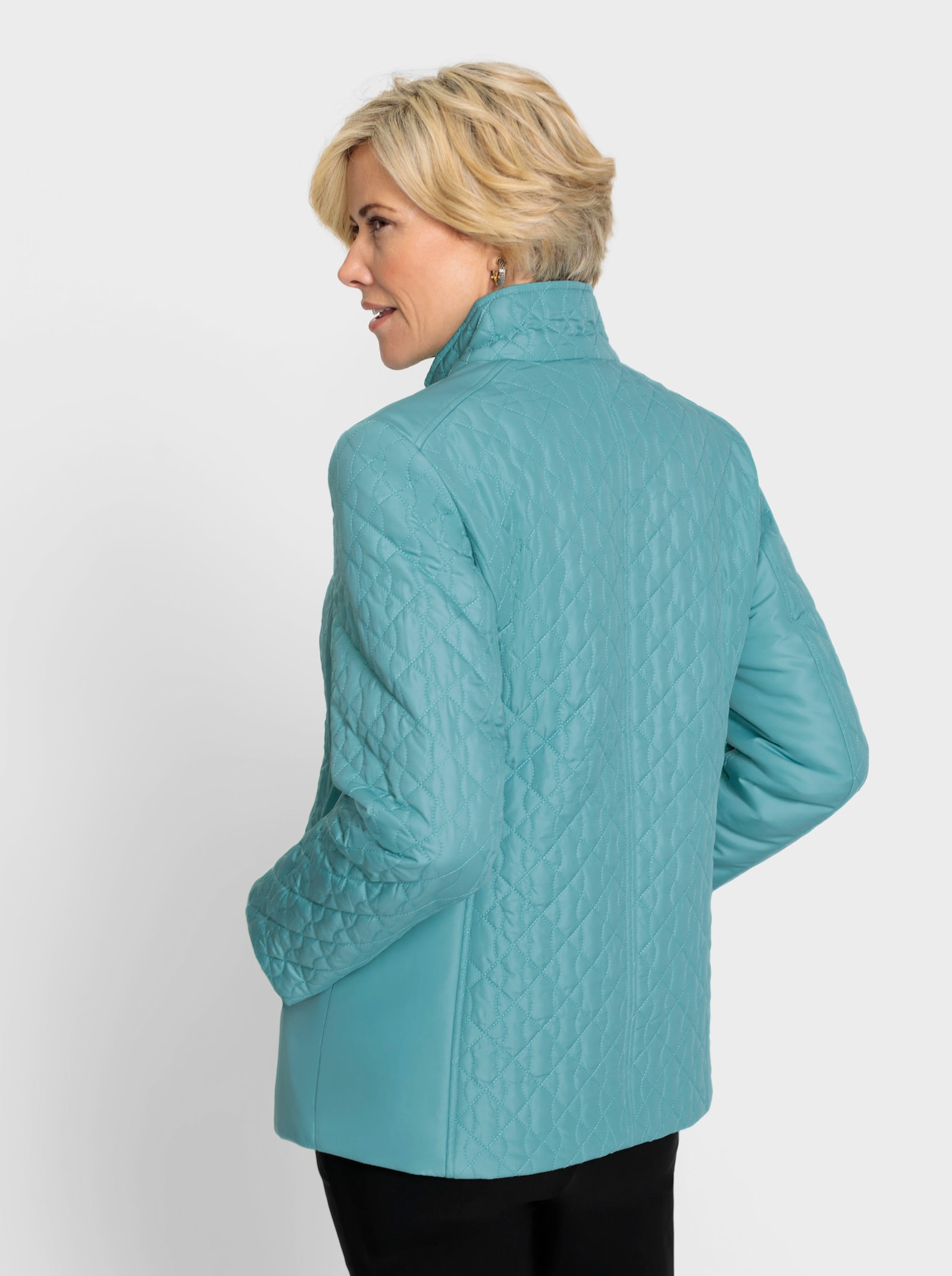 Steppjacke mit seitlichen Einsätzen - ozean